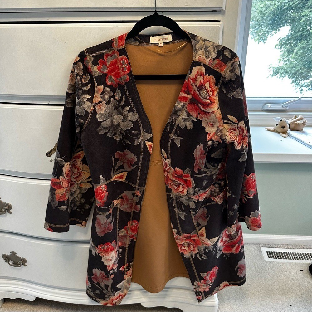 Anthropologie brand Solitaire buttery soft faux suede cardigan jacket size M