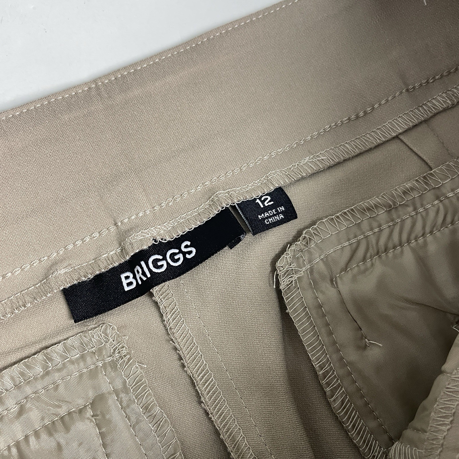 BRIGGS Hidden Elastic Comfort Waistband Beige Crop Pants Size 12 Pull On NEW