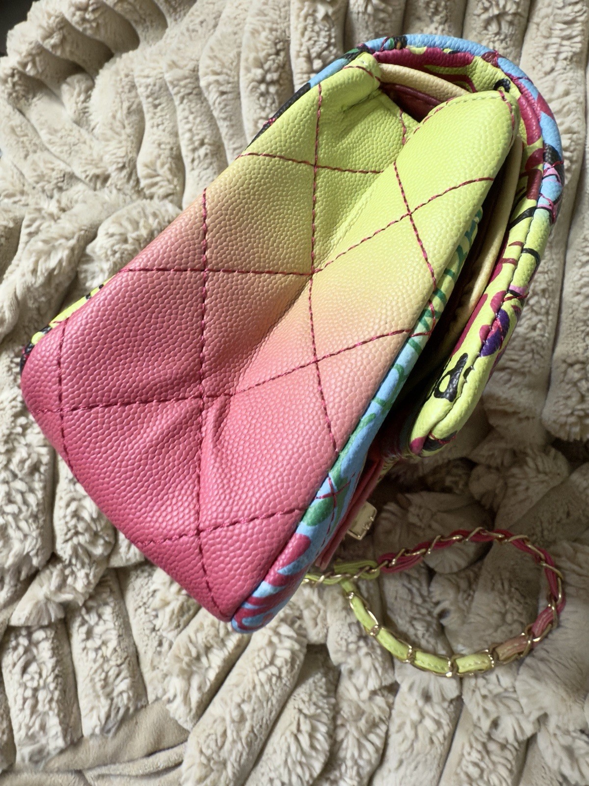 Alba Colorful Funky Graffiti Print Quilted Flap Shoulder Bag