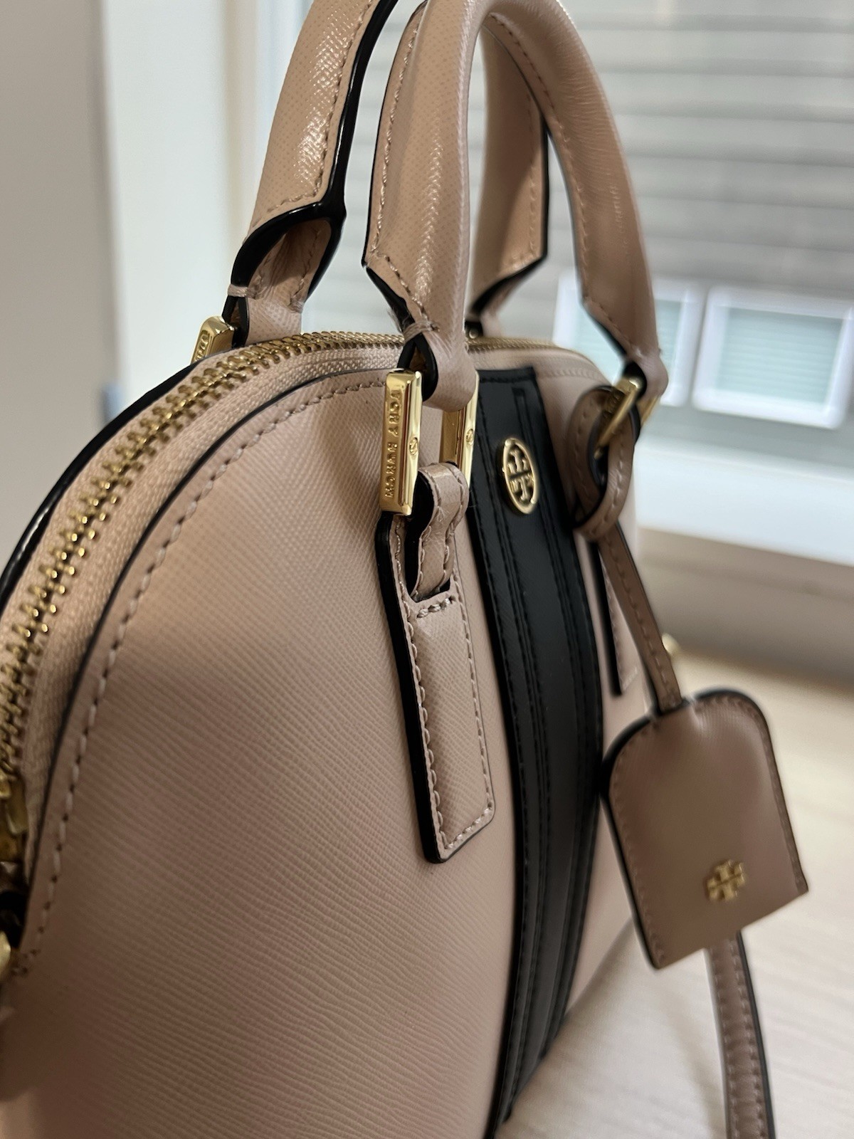 Tory Burch Robinson Mini Dome Bag – Tan/Pink With Black