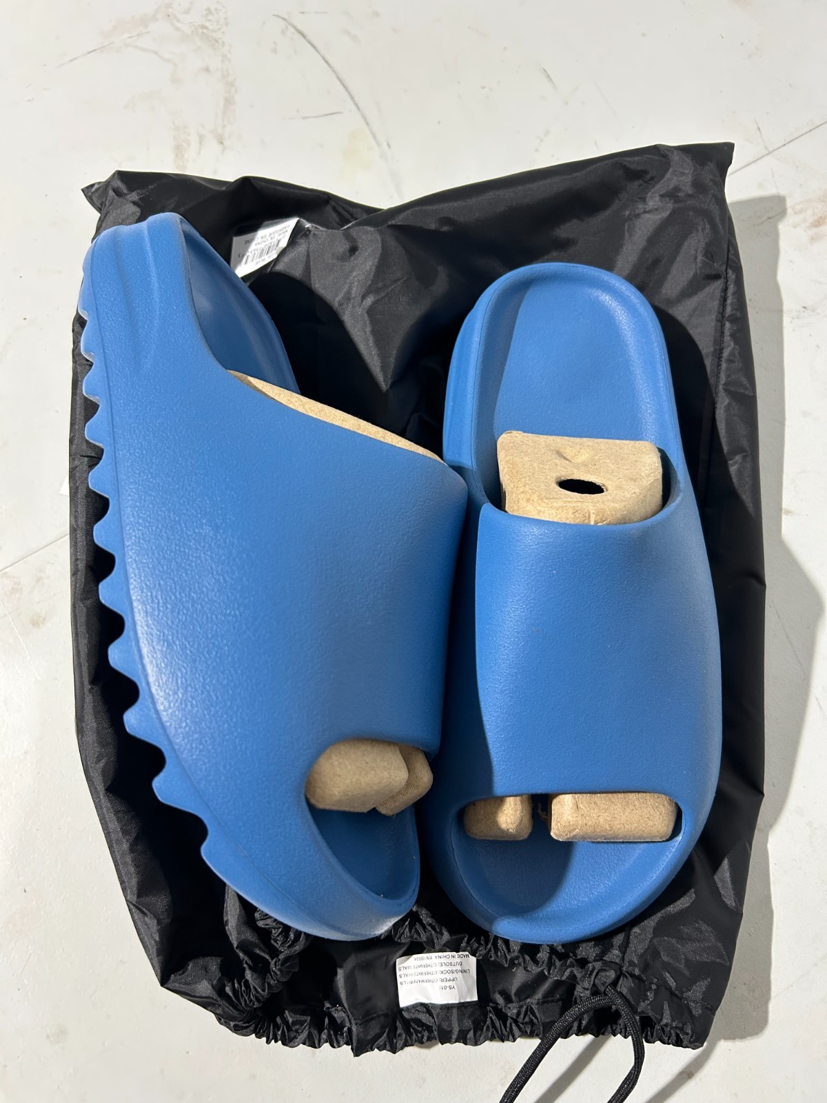 YZY YS-01 Slides Colors