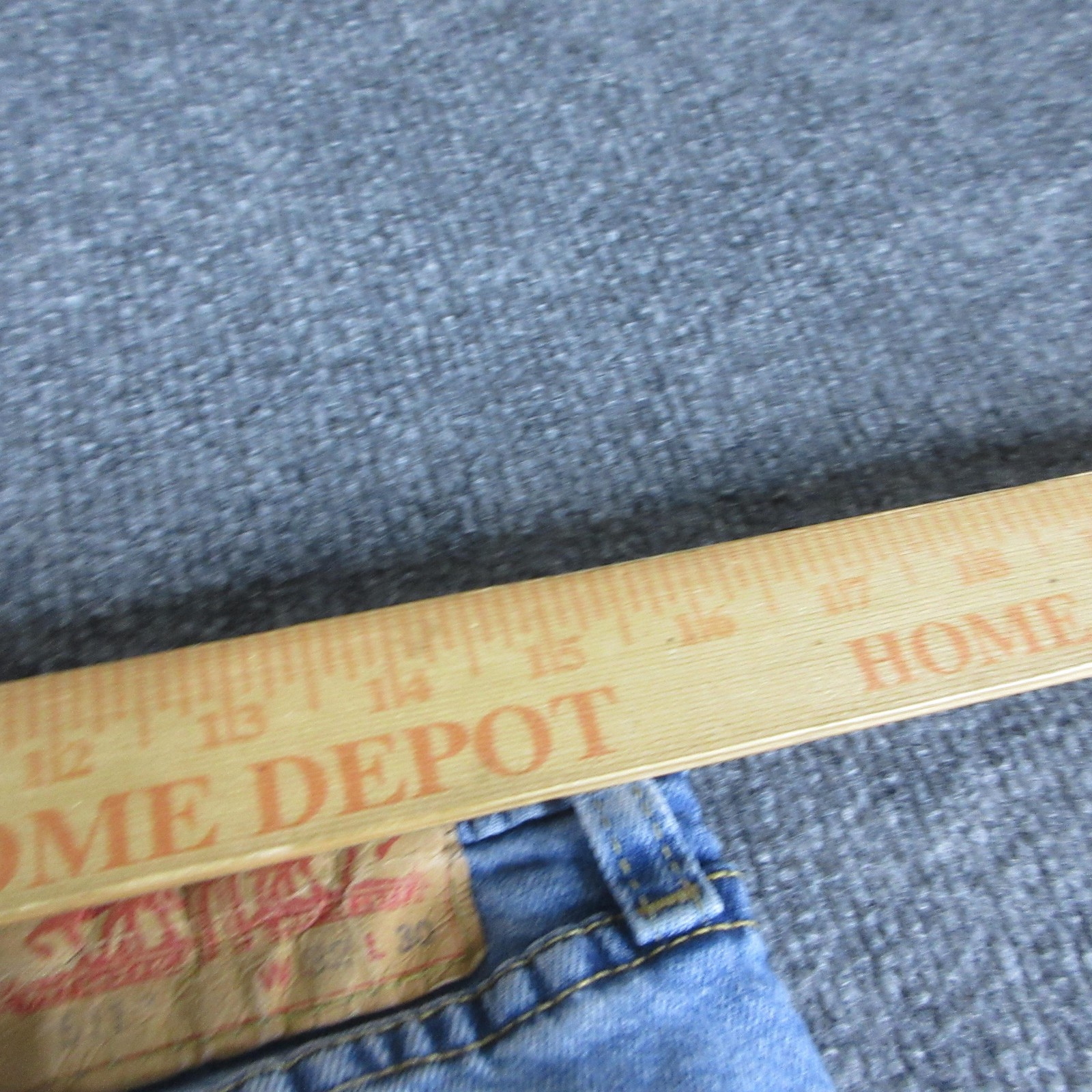 Levis 511 Jeans Mens 32×30 Blue Slim Straight Light Wash Distressed Denim