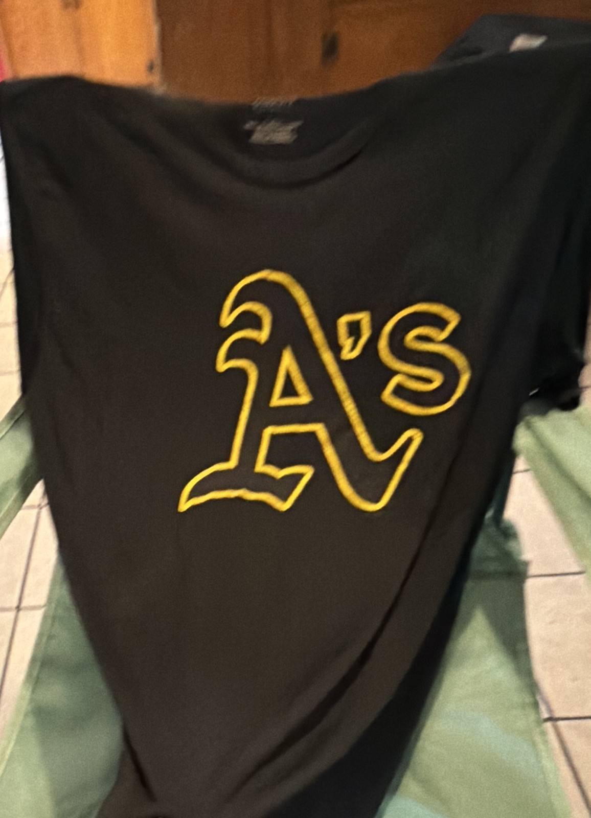 Oakland A’s MLB T-Shirt Size Large Men’s