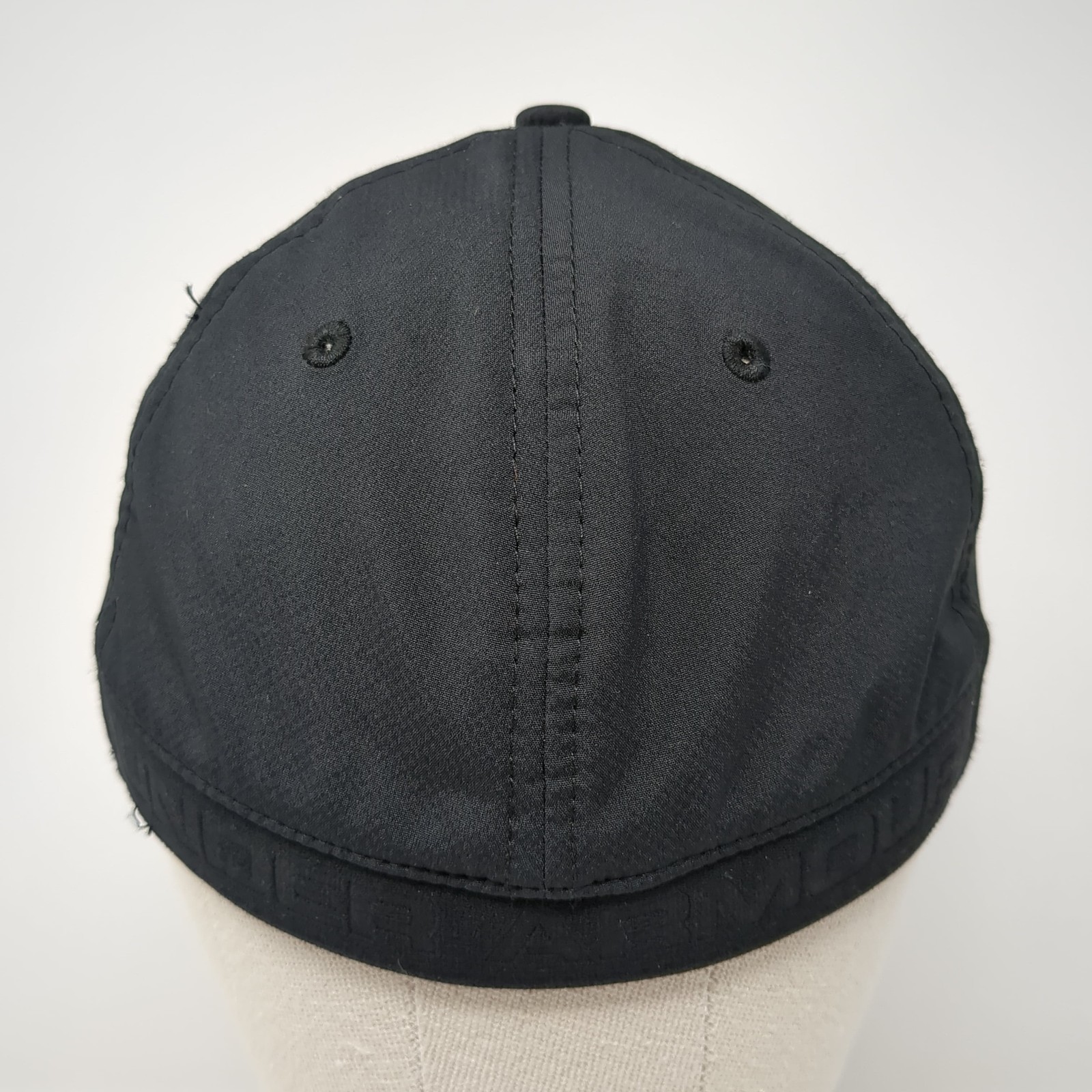 Under Armour Fitted Hat Black Large Vent Holes Logo Outdoor Solid