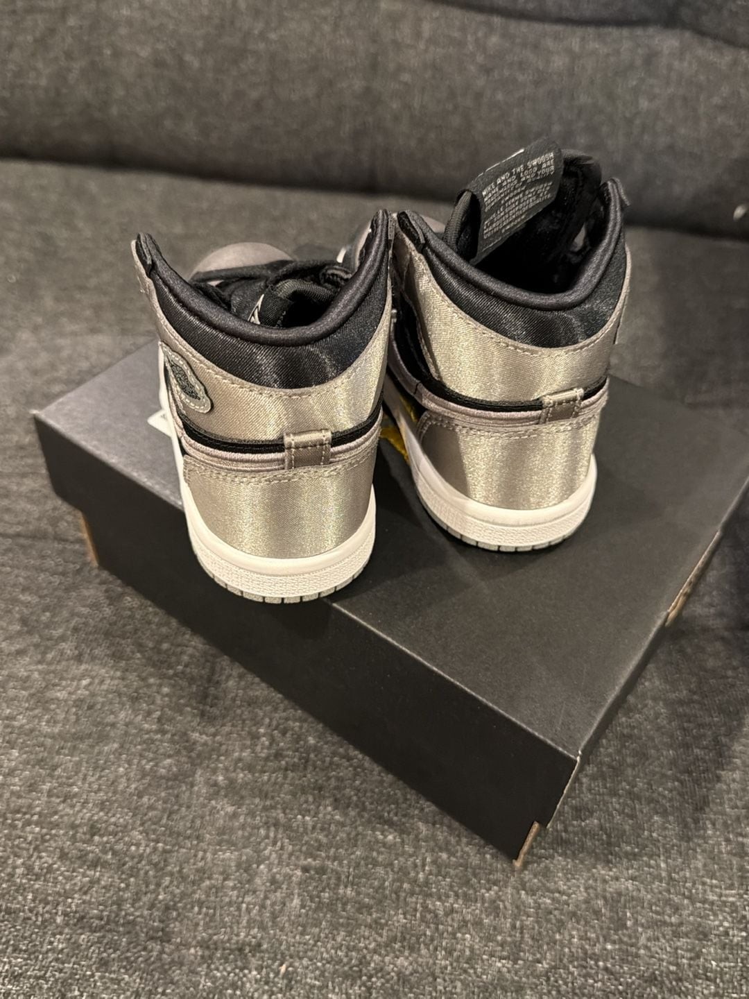 Nike Air Jordan 1 Retro High OG ‘Satin Shadow’ Toddler Shoes FD5305-010 – 7c