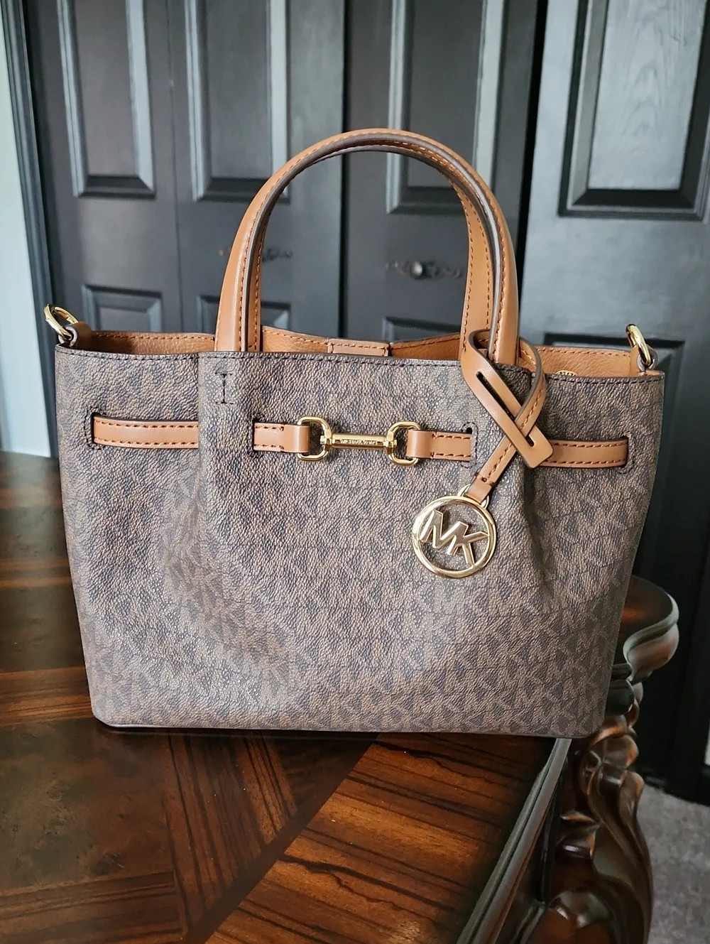 NEW Authentic Michael Kors Carson Brown Satchel Designer Handbags Luxury Purse