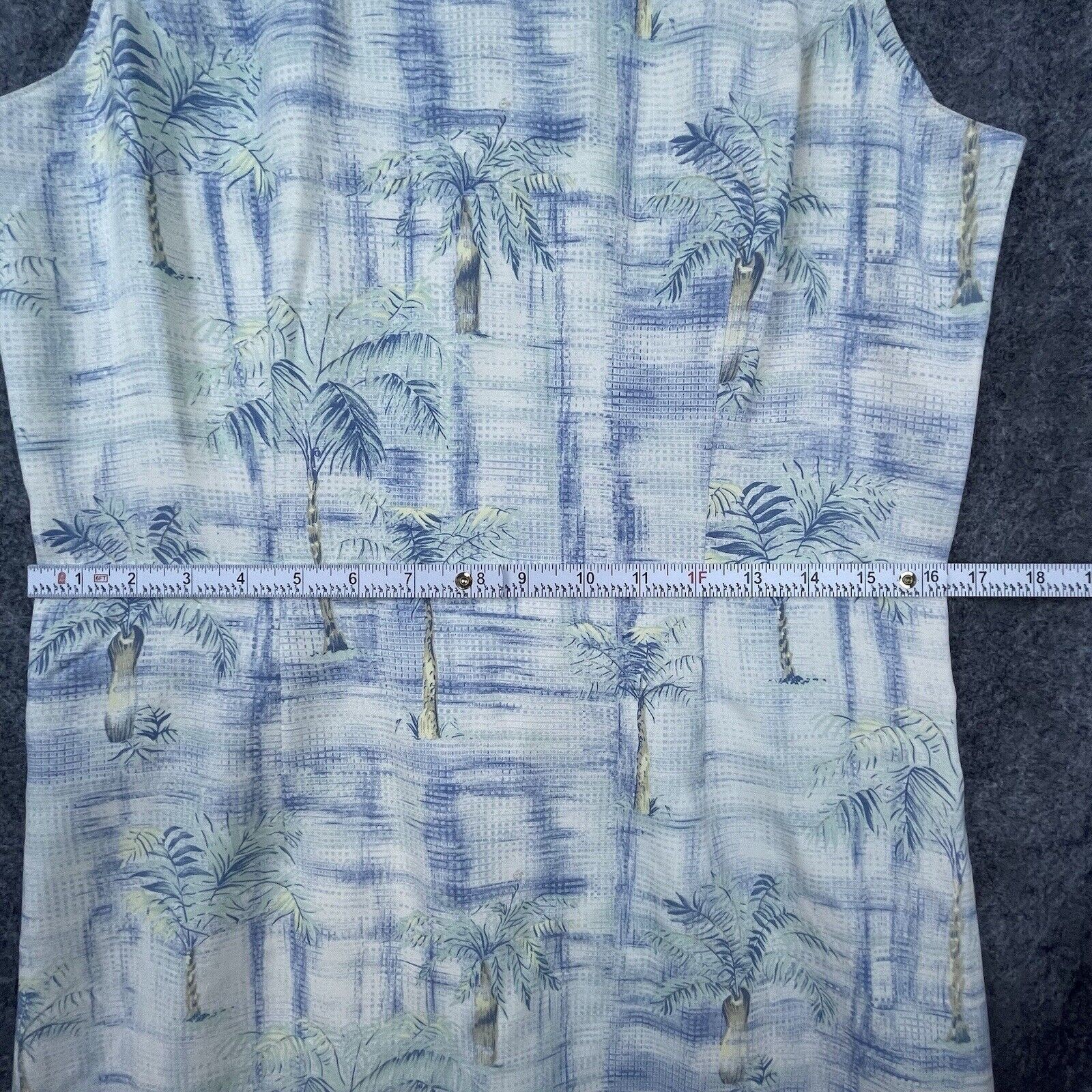 Pineapple Moon Dress Womens Medium Hawaiian 100% Silk Palm Trees Tropical Light