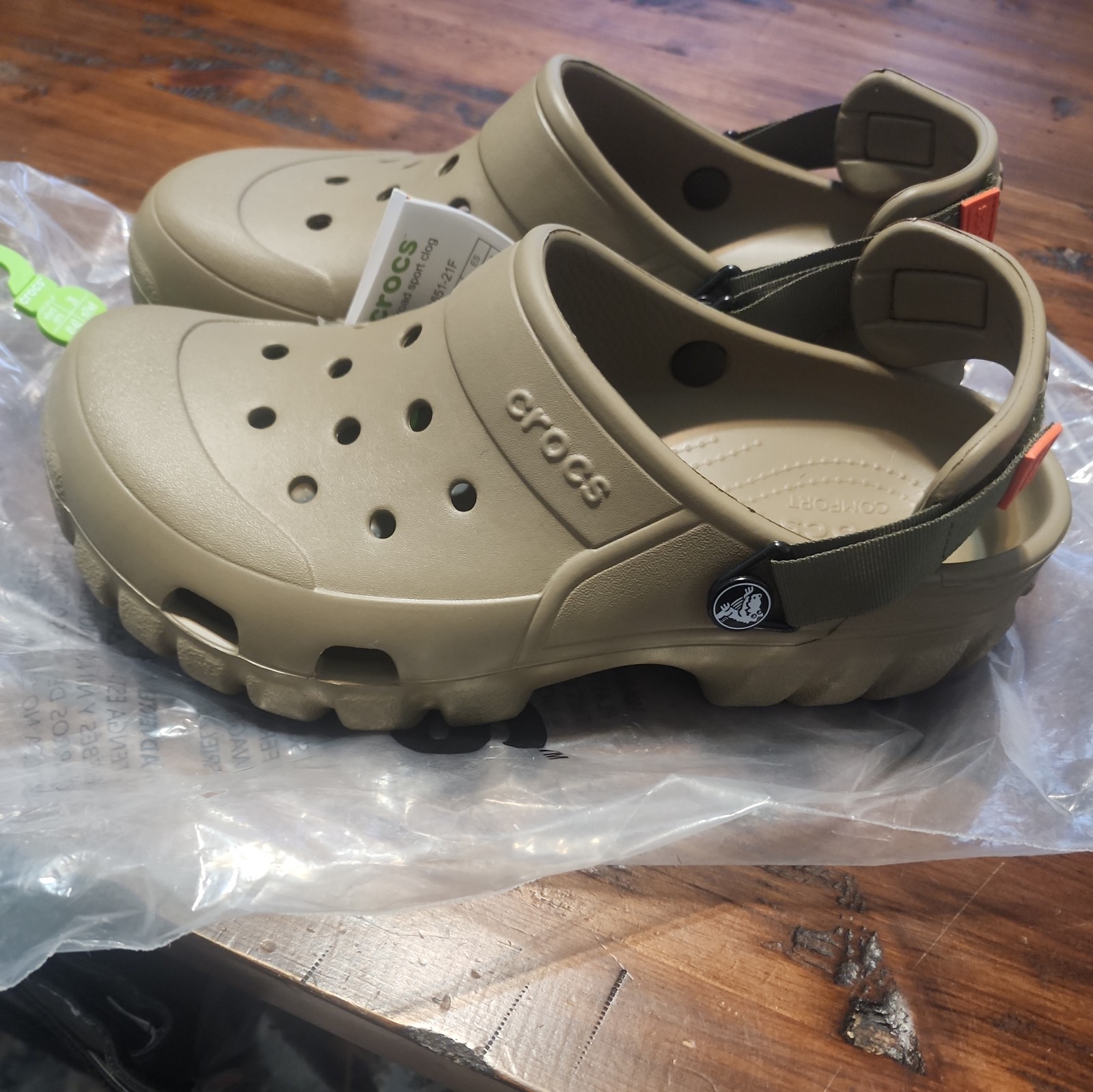 Crocs Iconic Comfort Offroad Sport Clogs Khaki Mens Size 8 M 10wAdjustable Strap