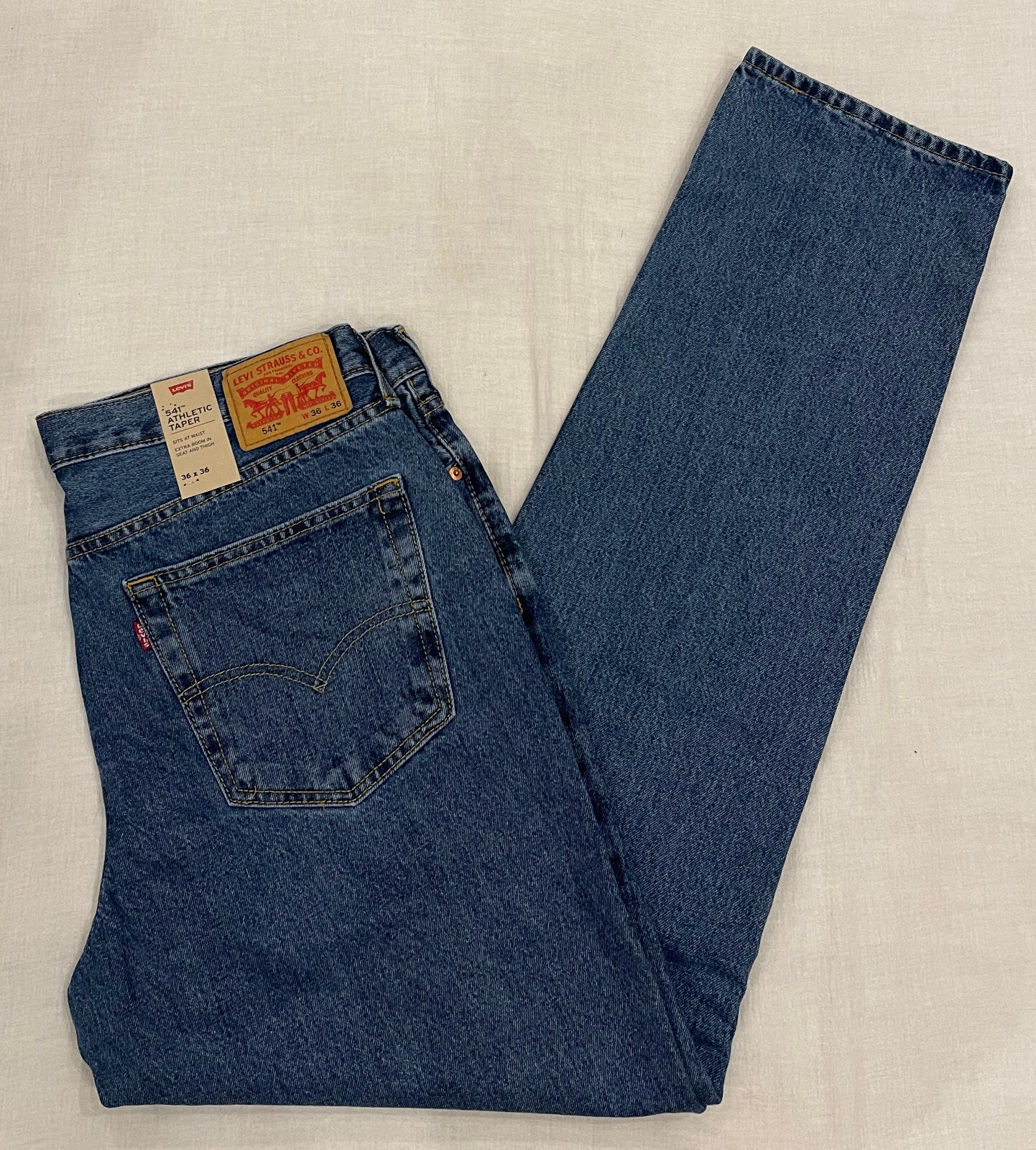 Levi’s 541 Athletic Taper Fit Mens Jeans 32,33,34,35,36,37,38,40,42,44 #0334