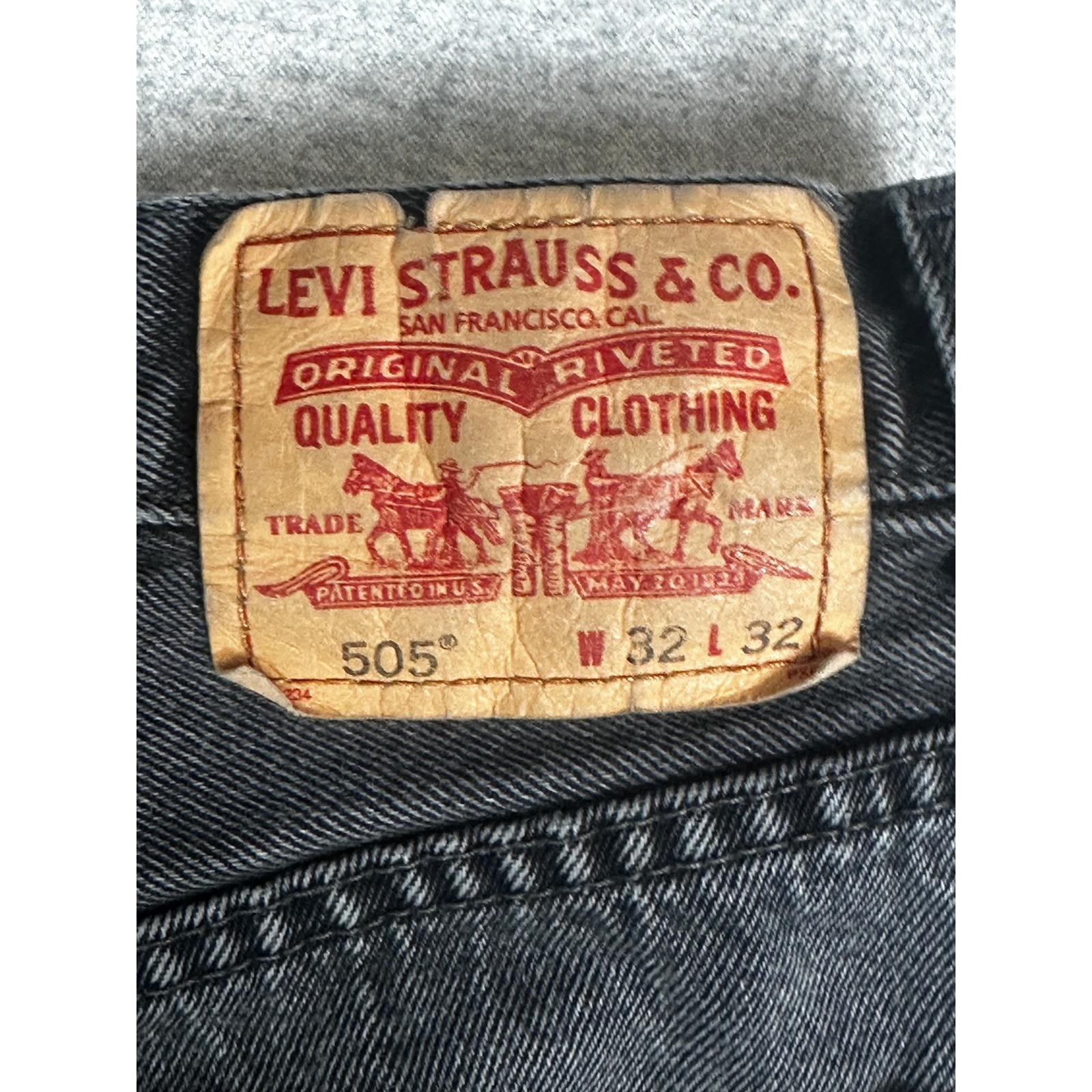 Vintage Levis 505 Jeans Mens 32×32 (fits 31×30) Faded Black Straight Leg Denim