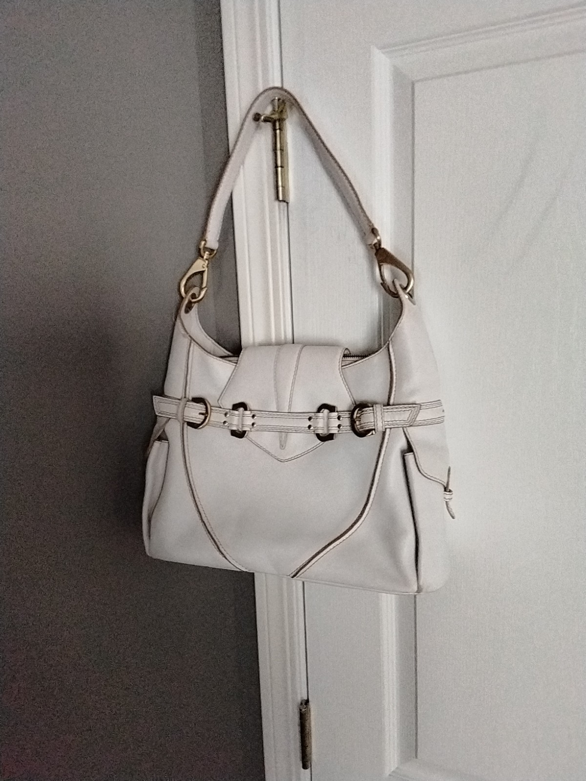 Medium Leather