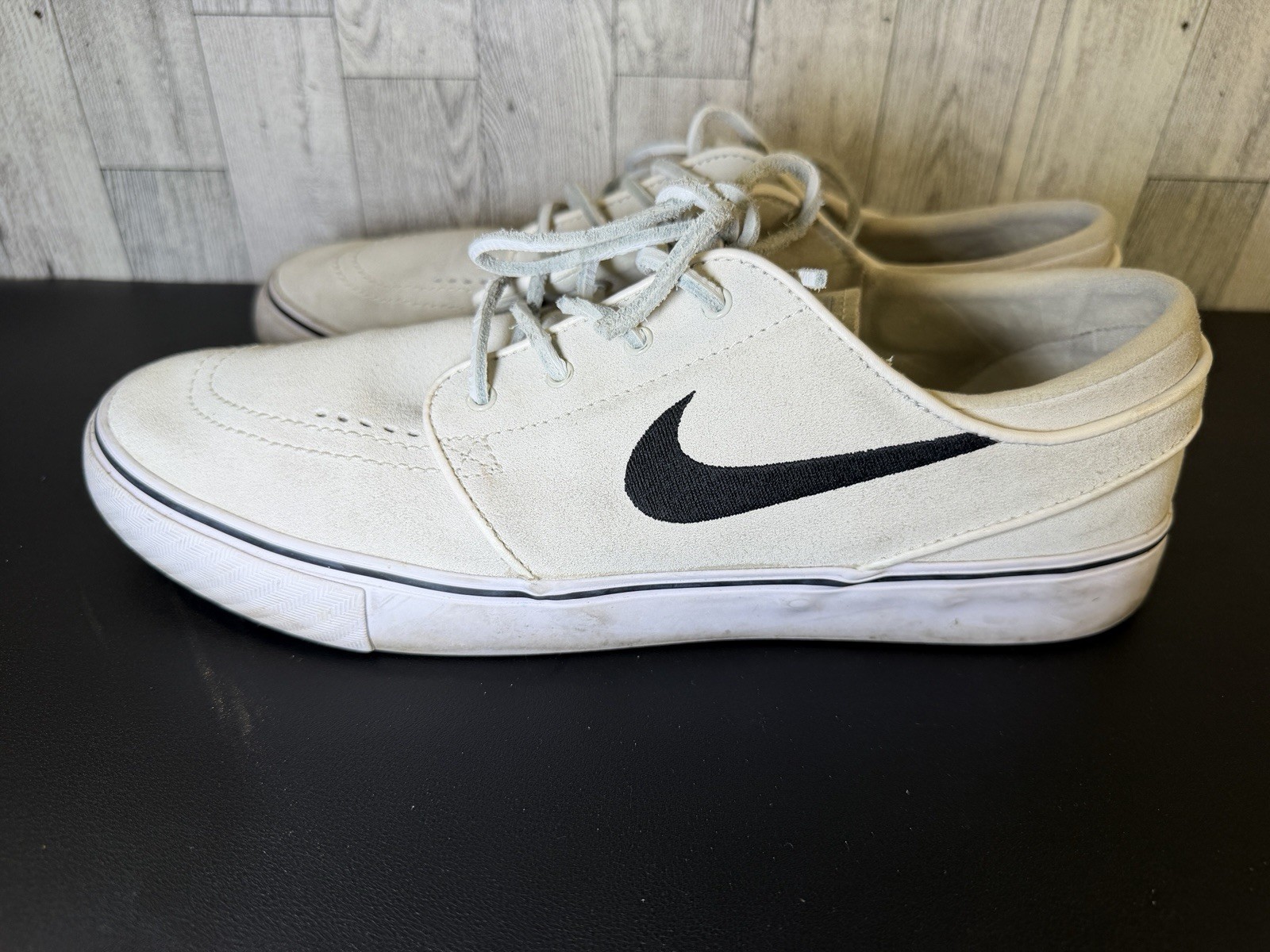 Nike SB Zoom Stefan Janoski Summit White Suede Skate Shoes 333824-109 Mens 9