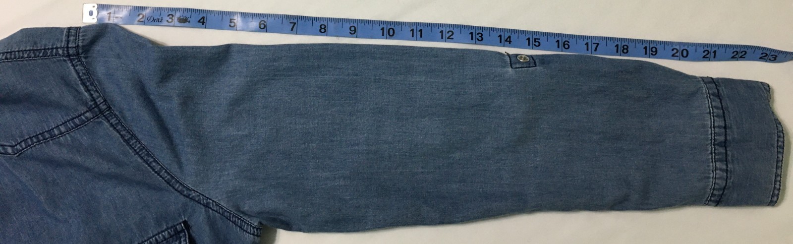 Hannah Womens Chambray Denim Shirt Size S Pearl Snap Roll Tab Sleeve 100% Cotton
