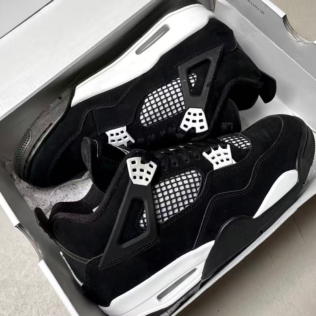 Jordan 4 Retro White Thunder Men’s Size US 7-12