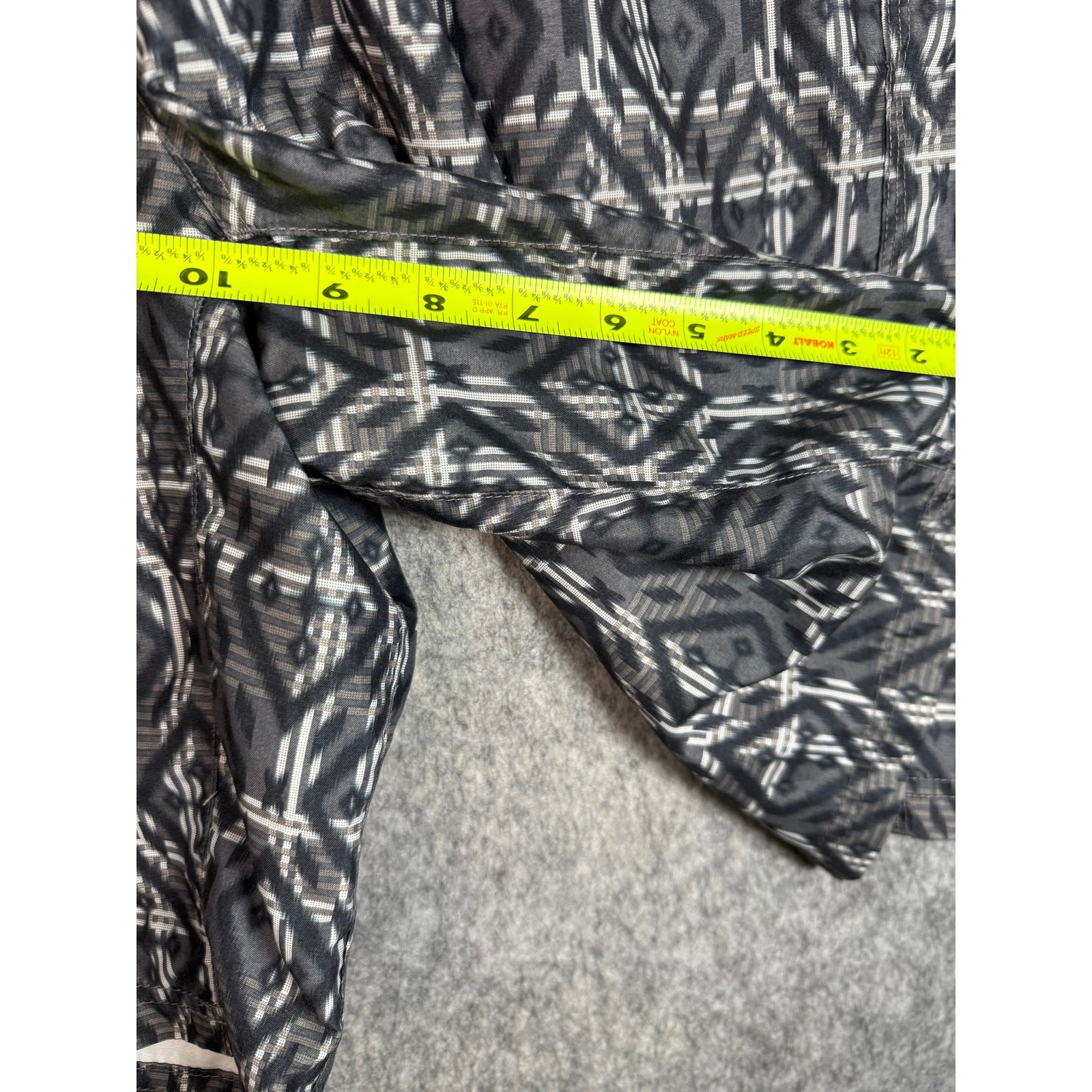 prAna Mens Mojo Athletic Geometric Shorts Size Large Mixology Gravel