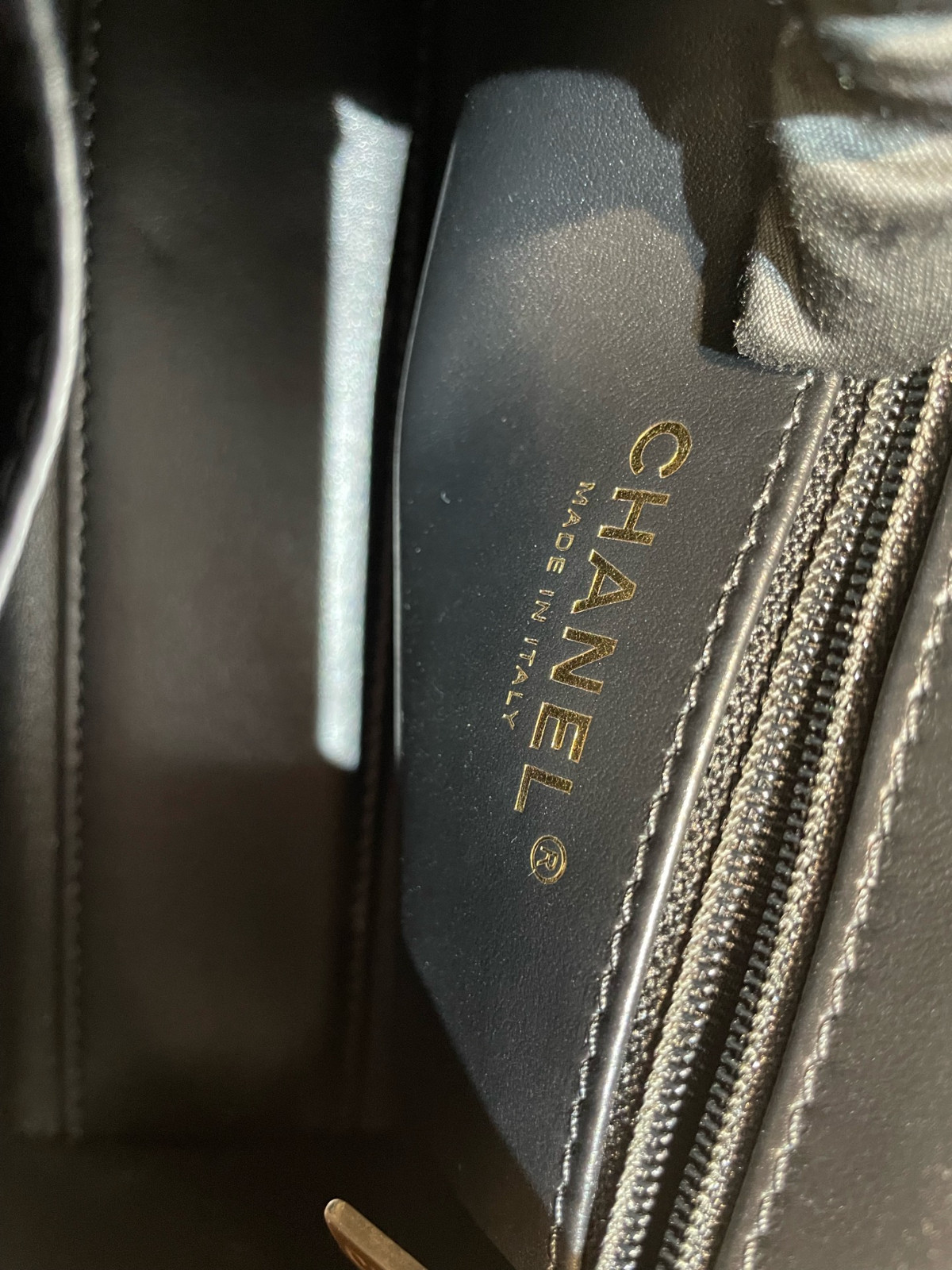 Chanel Mini Crossbody Bag（ 13.0×19×7.0）cm
