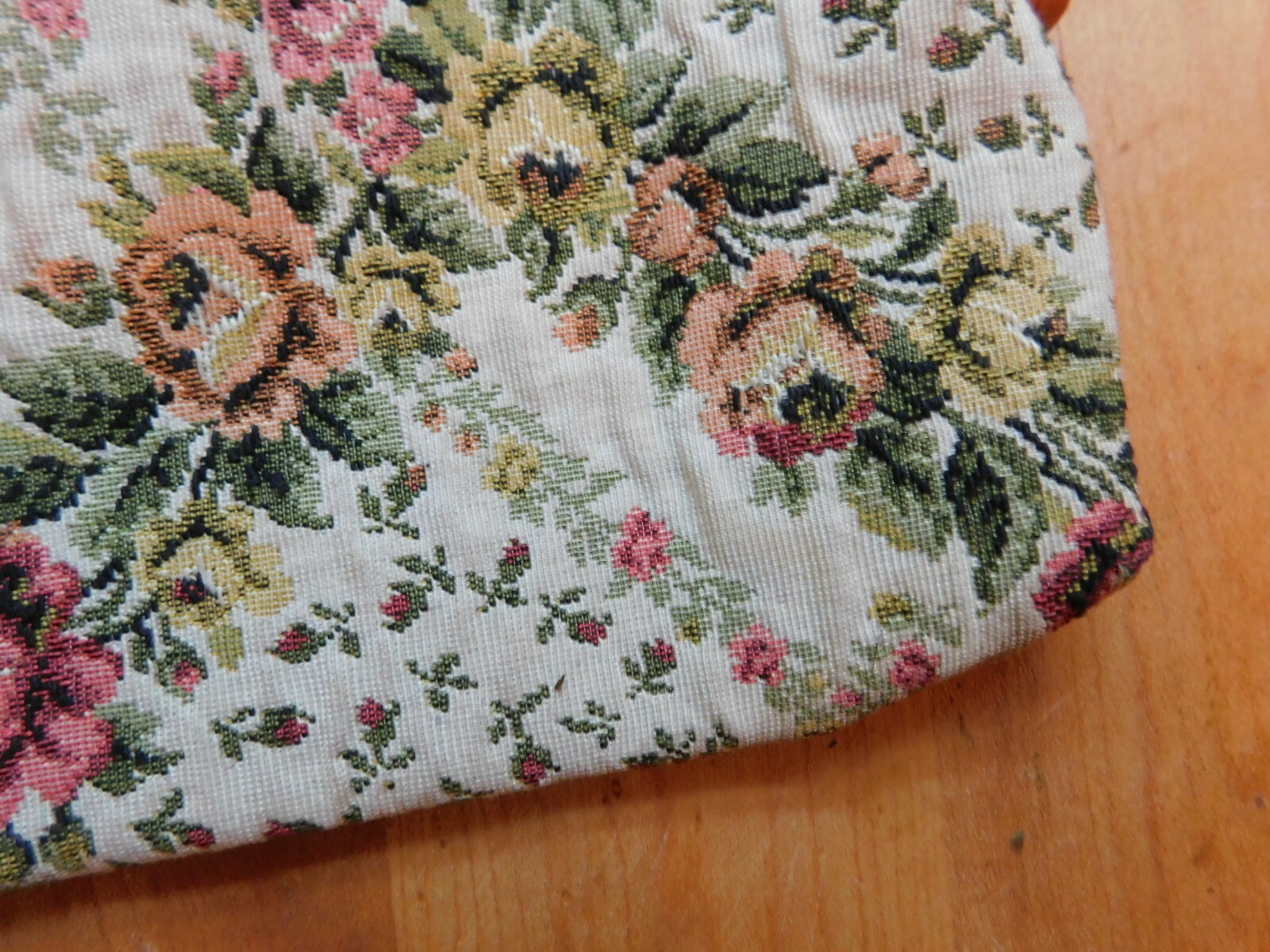Vintage Floral Fabric & Plastic Clutch Handbag Purse