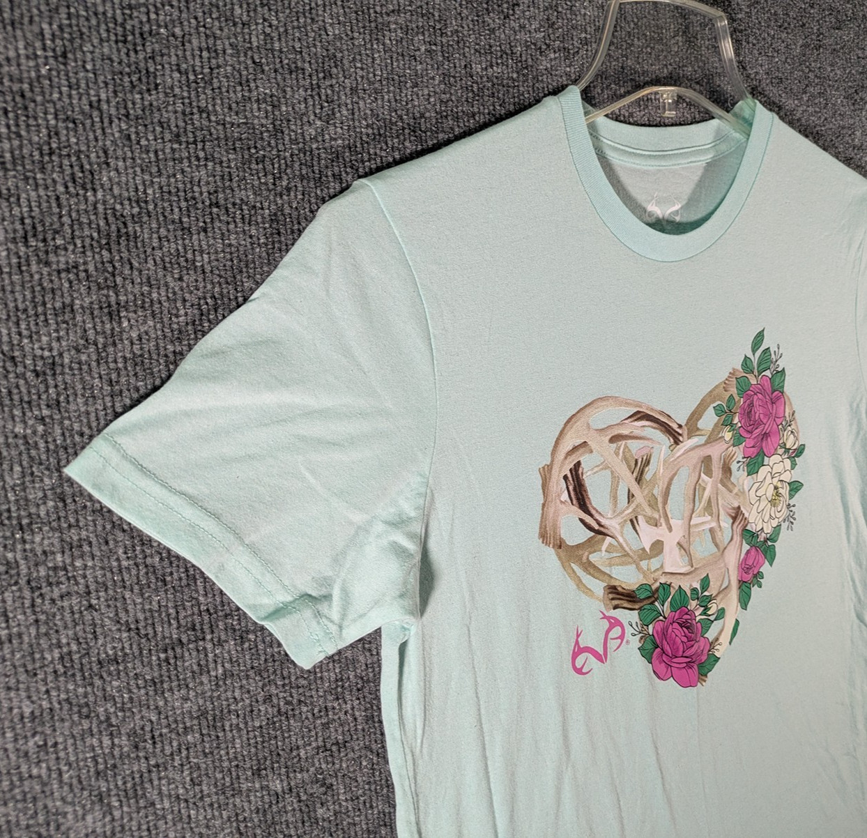Real Tree T-Shirt Blue Graphic Print Floral Antlers Deer Hunting Womens Medium