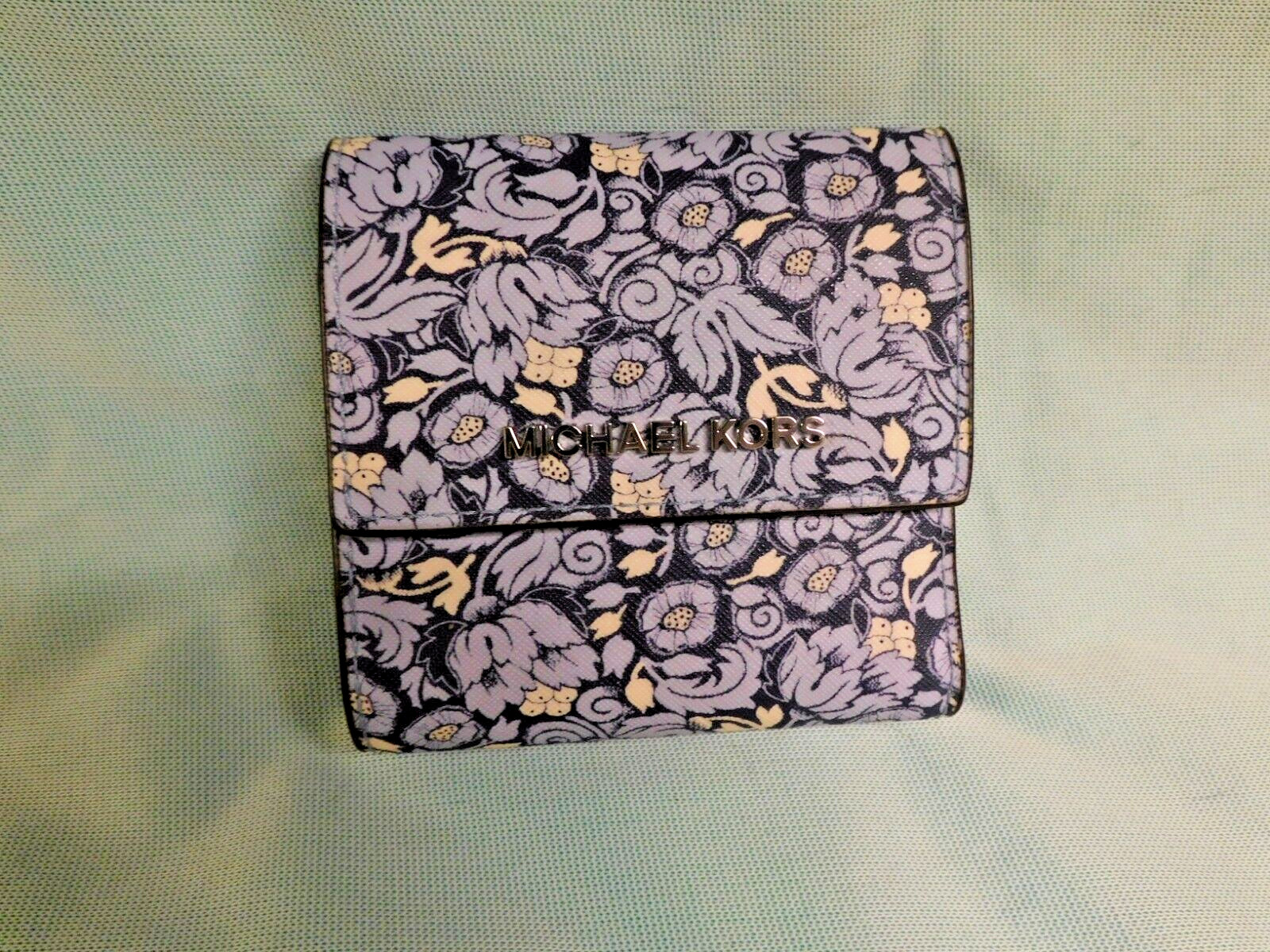 MICHAEL KORS JET SET TRIFOLD WOMEN’S WALLET BLUE FLORAL 4 1/4 X 4 1/12 IN. NEW