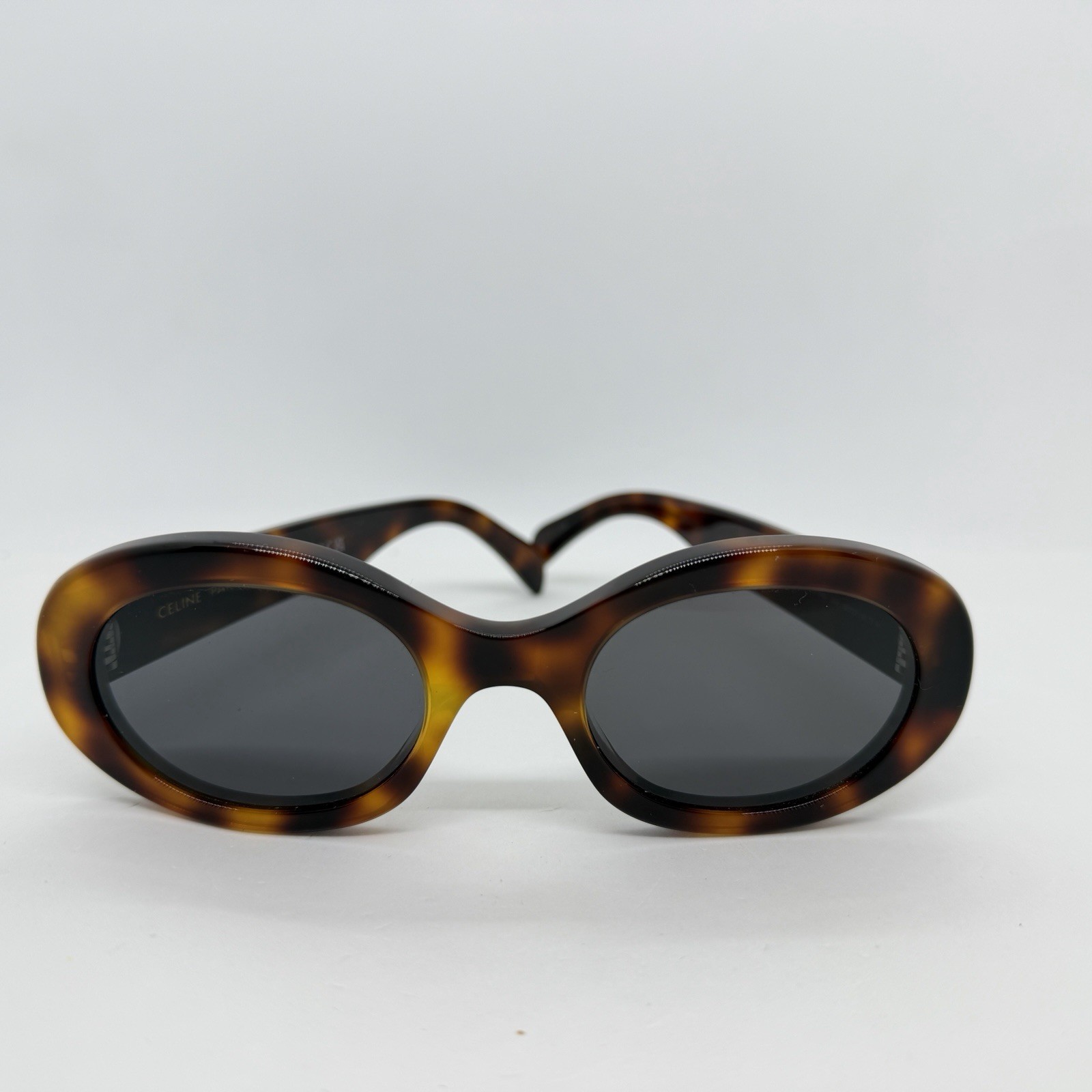 CELINE Triomphe women’s oval sunglasses + hard case +bag 52mm CL40194U Tortoise