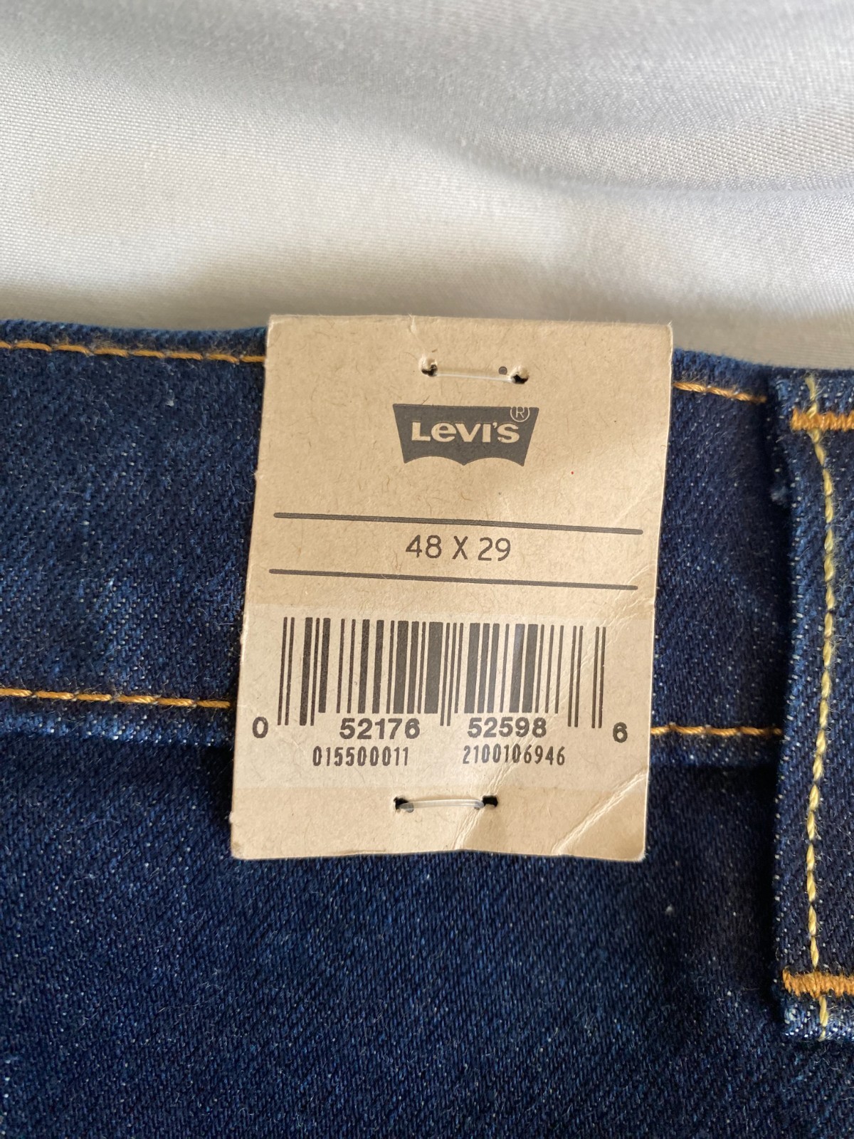 NWT $70 LEVI’S 550 Relaxed Fit Mens Blue Jeans Stretch Sits At Your Waist 48X29