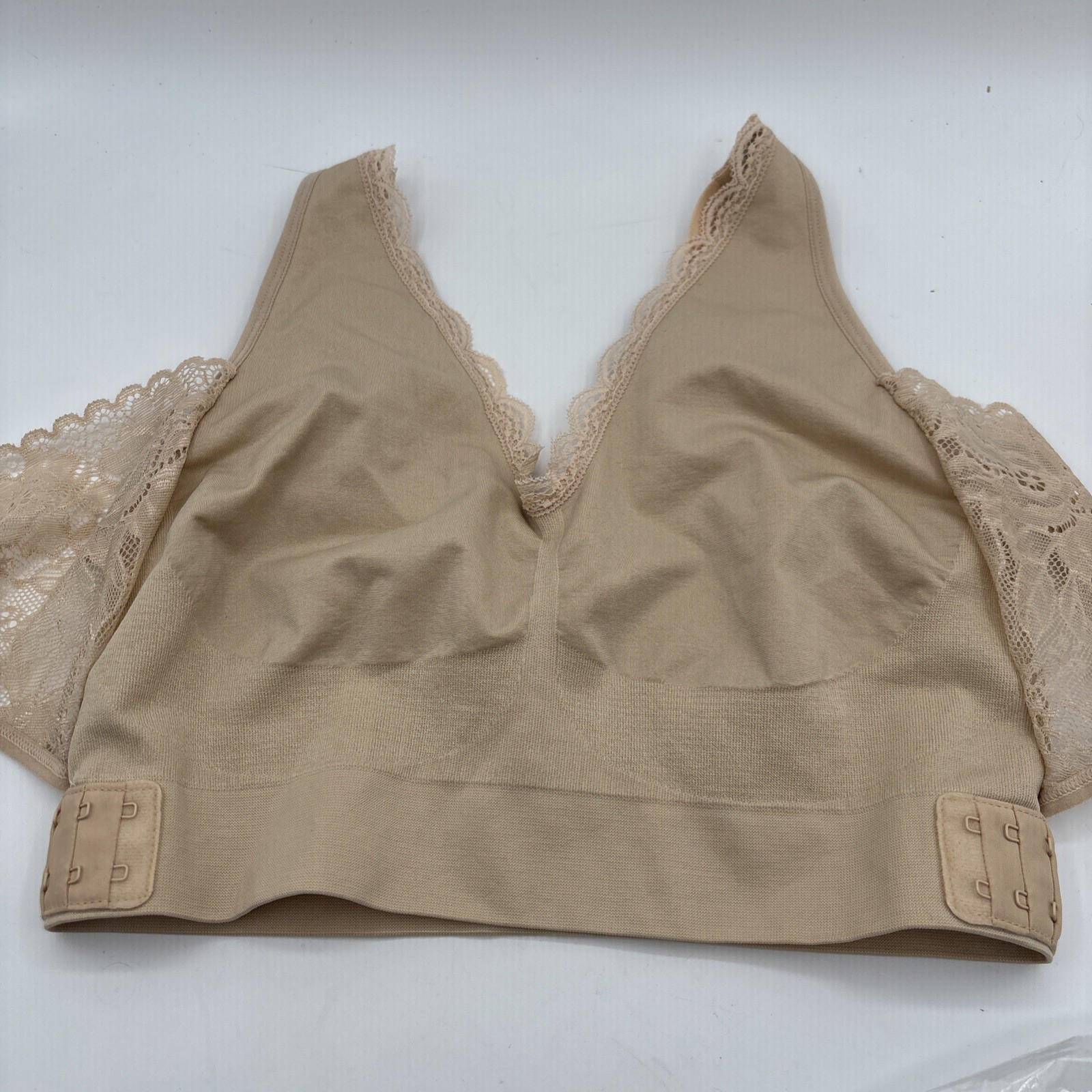 As Seen On Tv Caramia Cara Mia Bra Nude Beige Lace LARGE EUC!