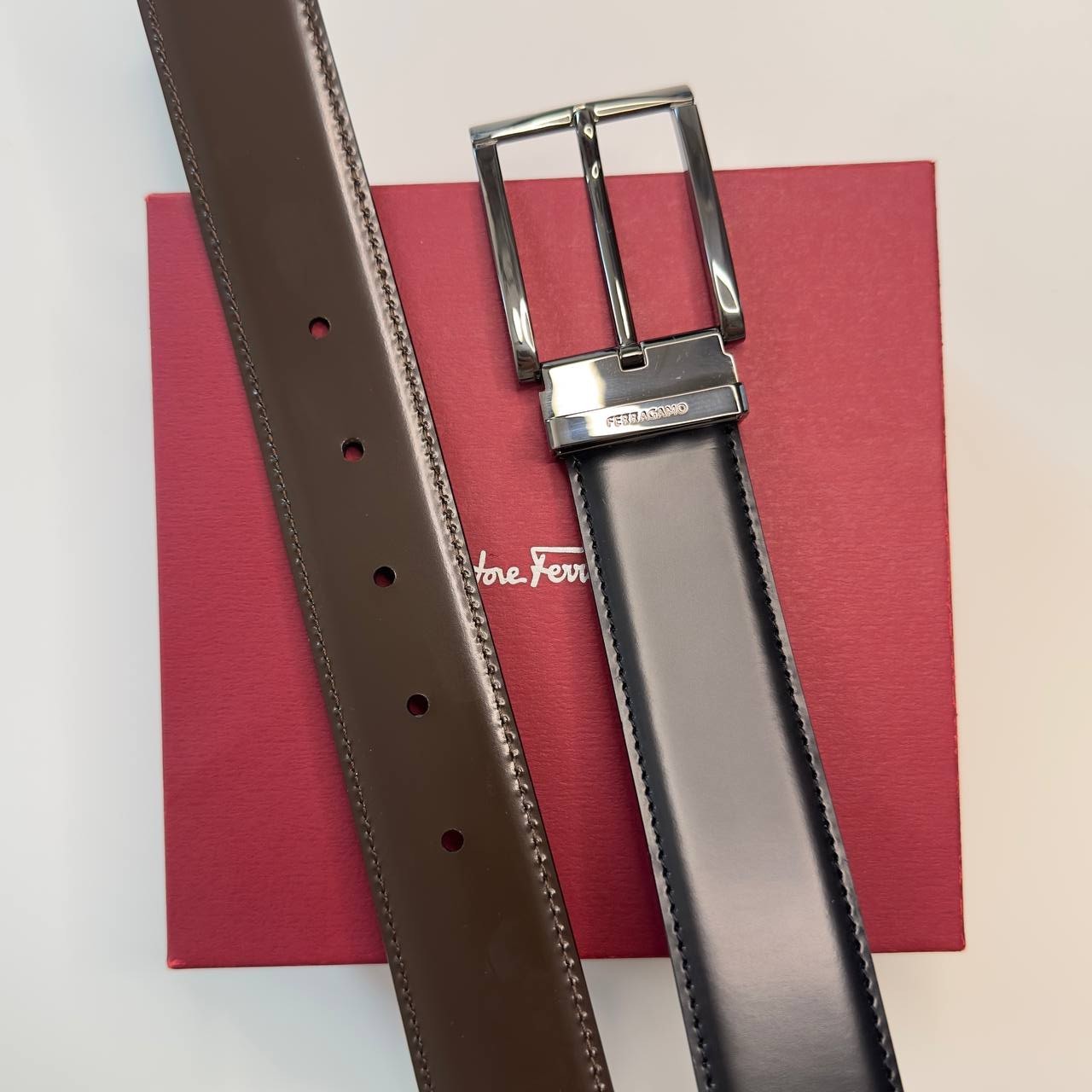 AUTHENTIC Salvatore Ferragamo reversible leather belt black and brown strap
