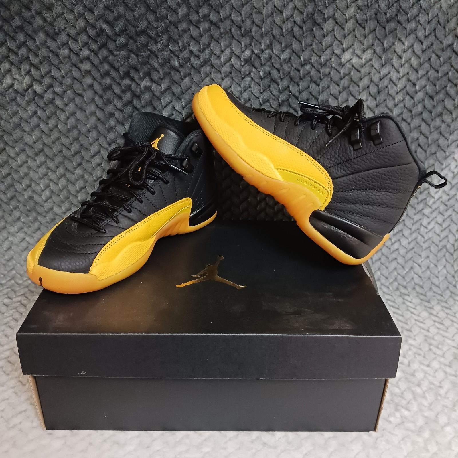 Jordan 12 Retro University Gold Black GS Youth Sneakers Shoes Size 4.5Y