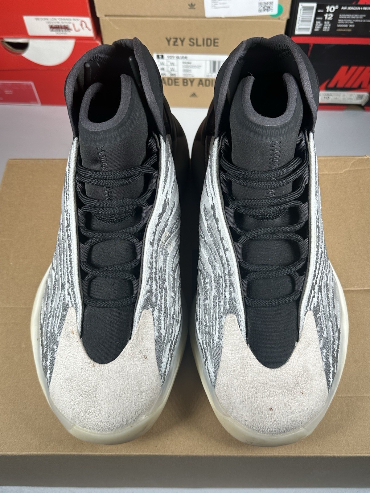 Size 12M – adidas Yeezy Quantum Quantum – Clean – Ships Same Day