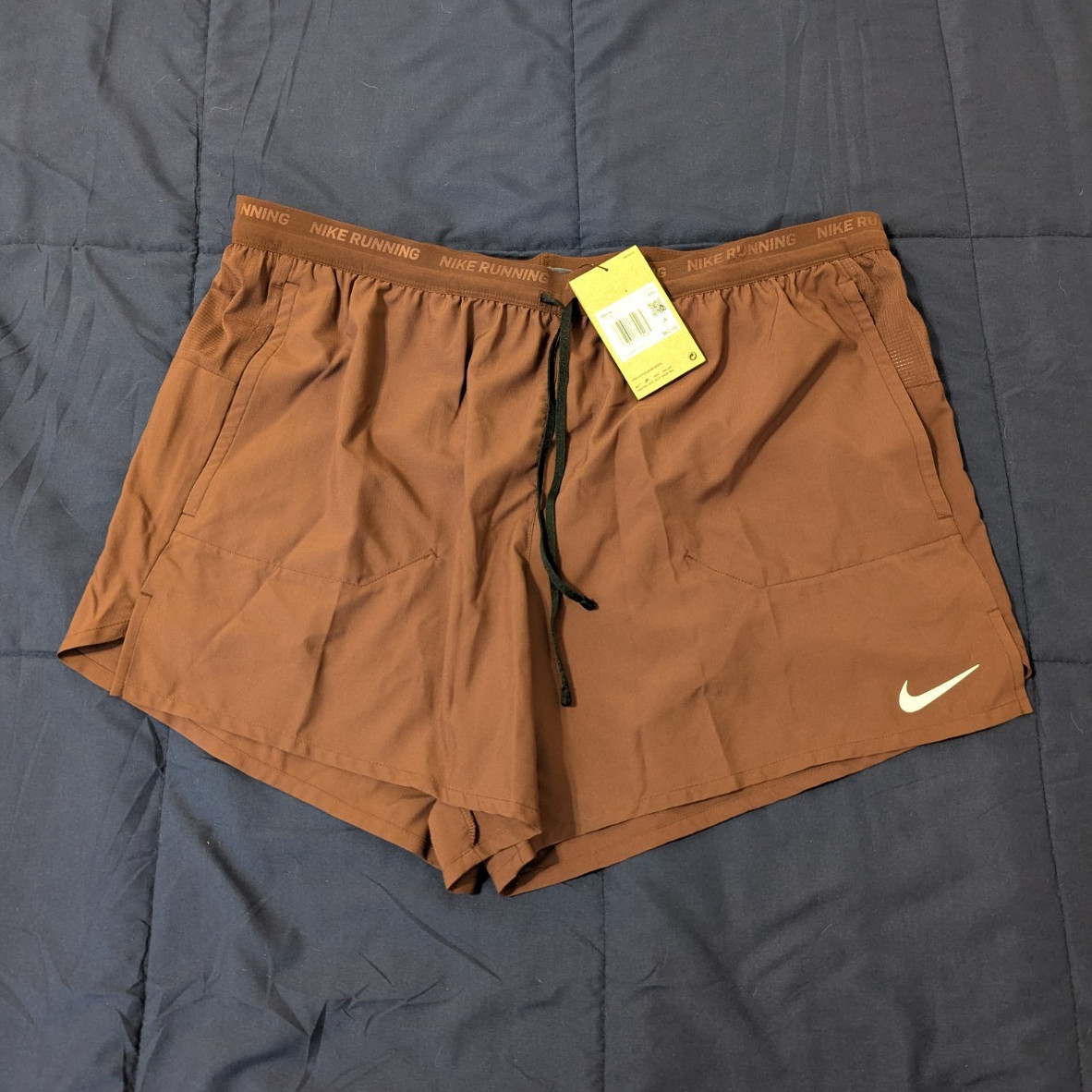 Nike Stride Men’s Dri-FIT 5″ 2-in-1 Running Shorts size XXL FN2992-652