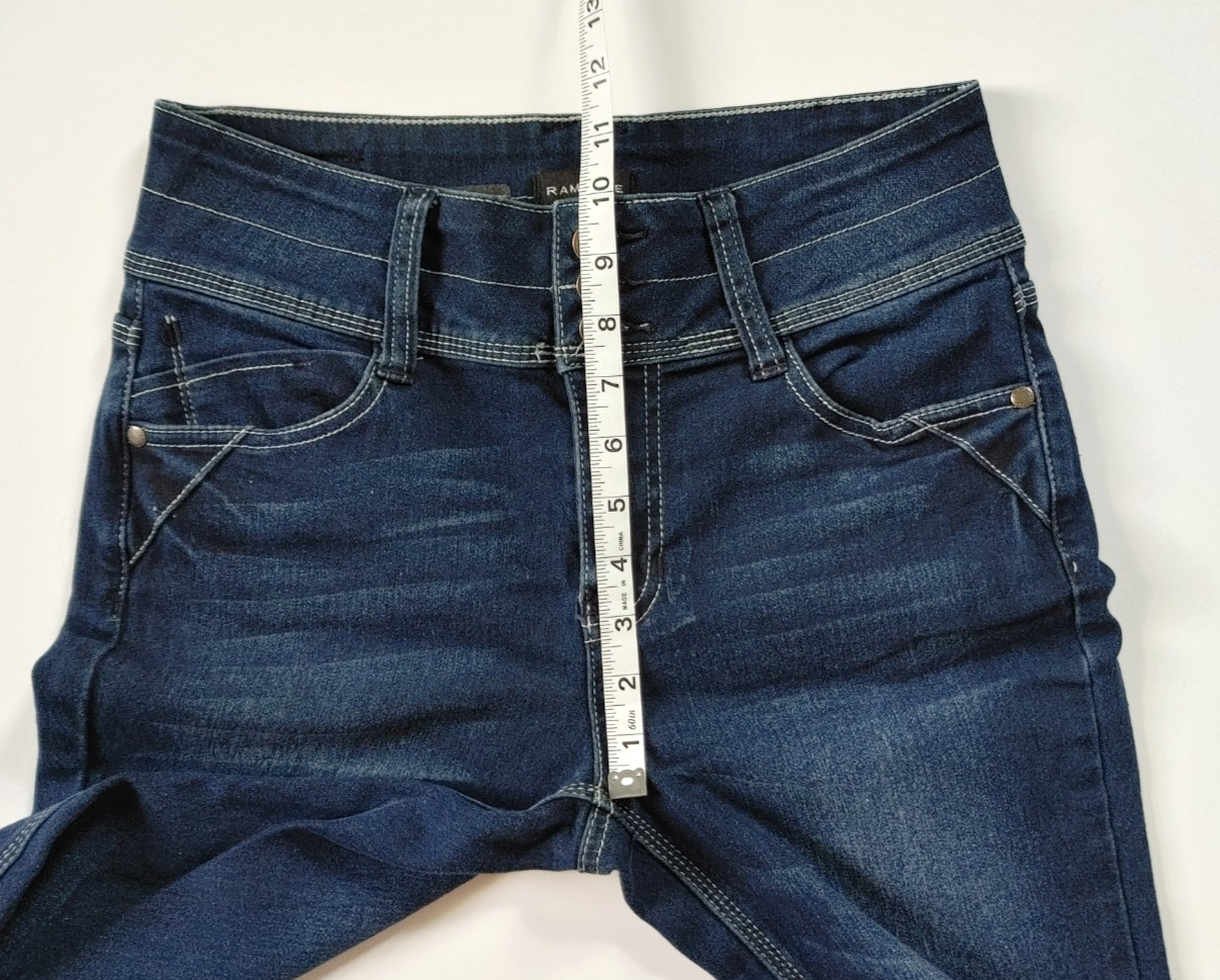 RAMPAGE “WES” Ladies 9 Skinny Stretch High Rise Jeans Dark Blue White Stitch EUC