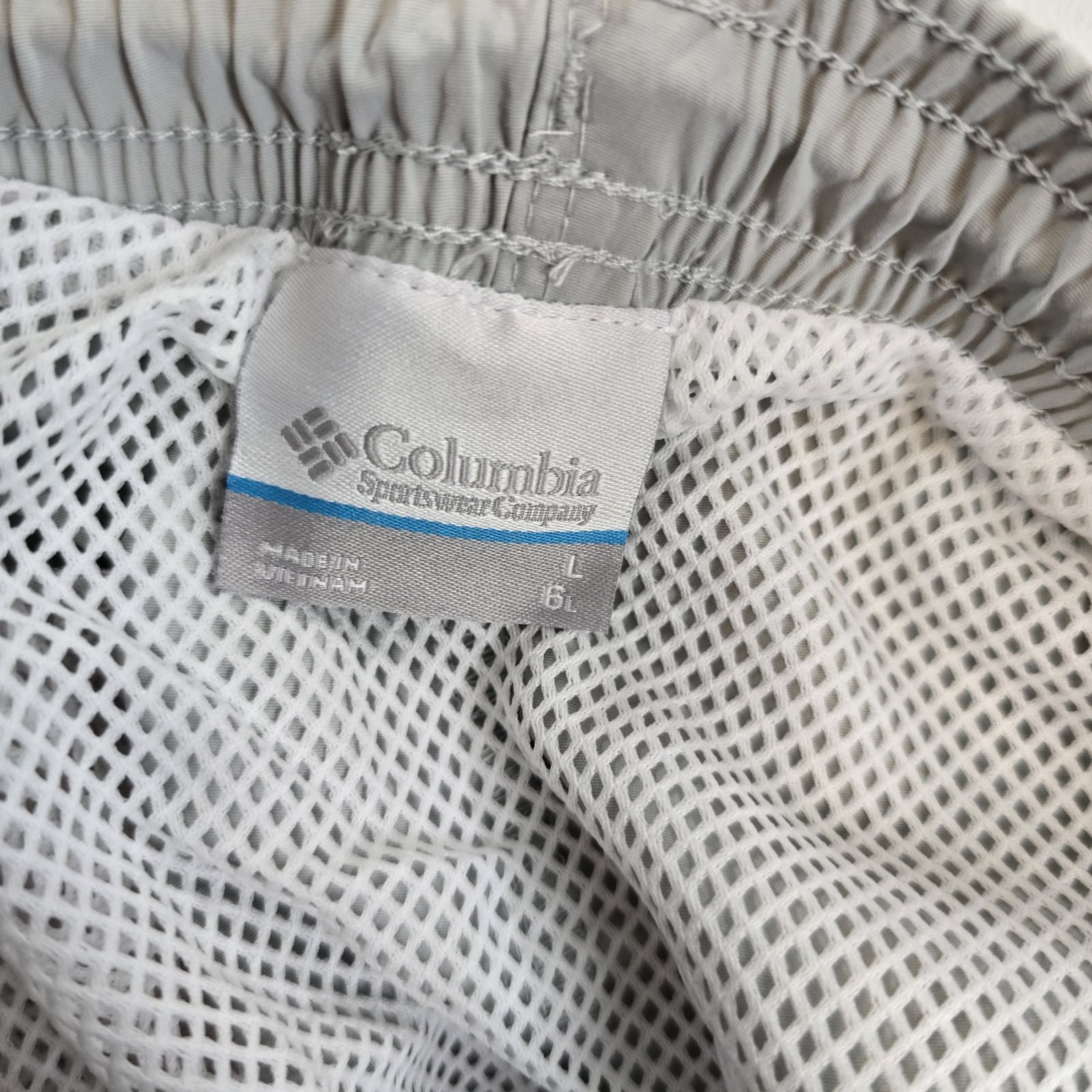 Columbia PFG Shorts Mens L Gray Backcast IV 6 In Inseam Swim Trunks Omni-Shade