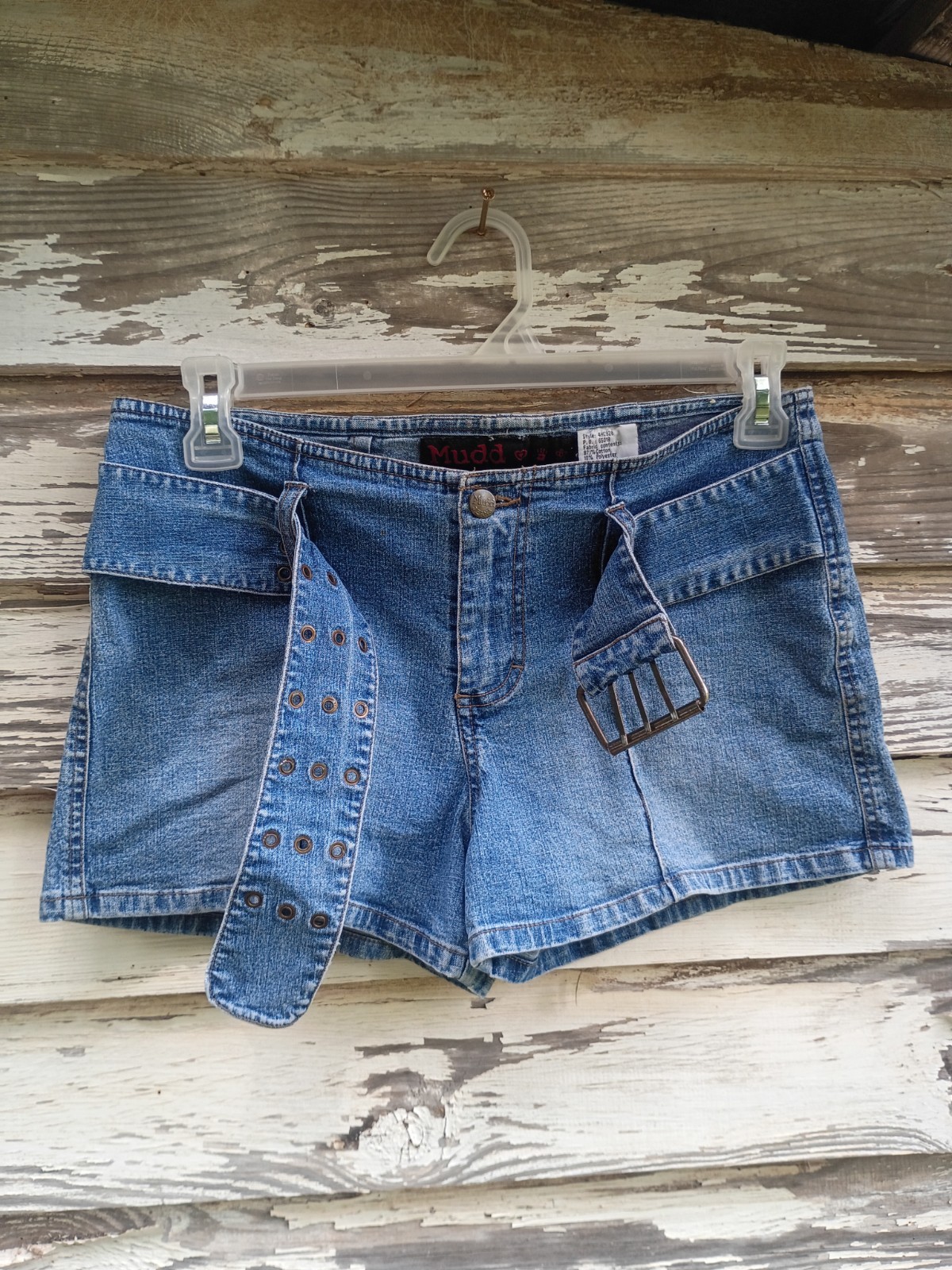 MUDD Low Rise Belted Denim Shorts Junior’s Size 11.