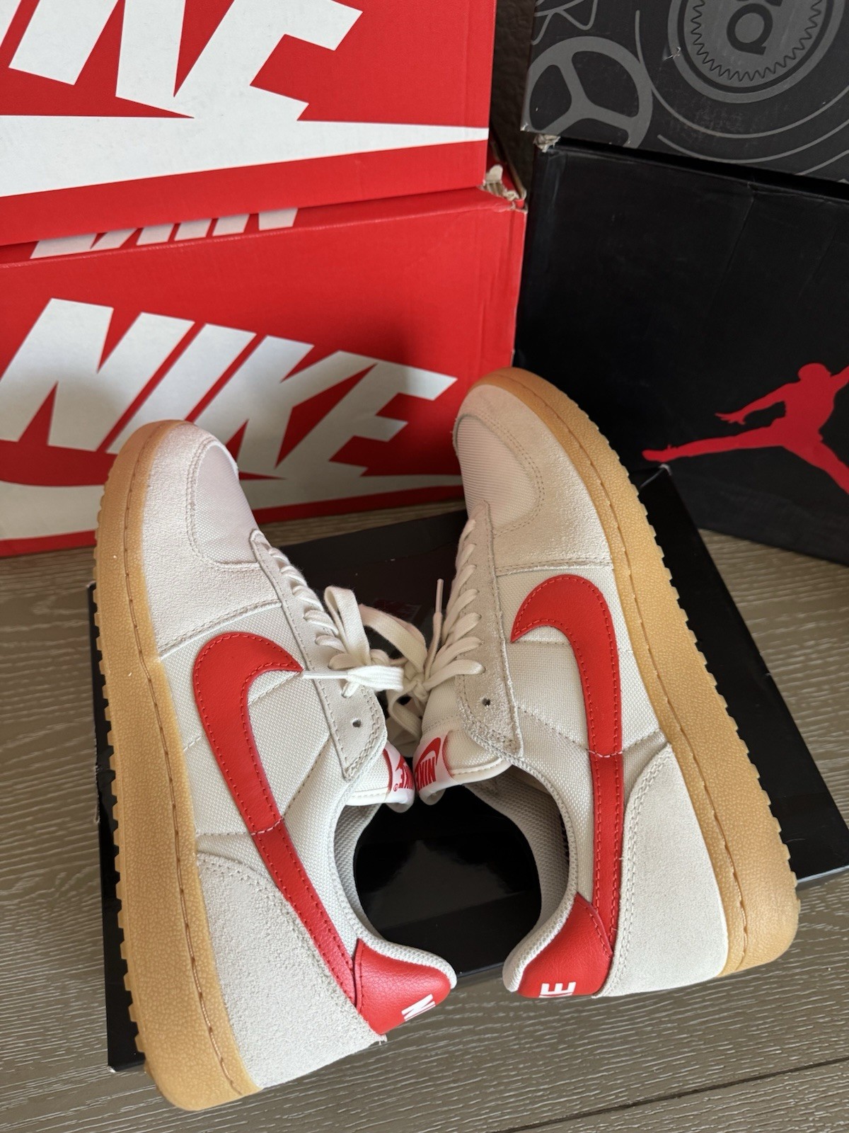 Men’s Nike Field General Pale Ivory/Picante Red Size 11.5 Shoes w/ Original Box