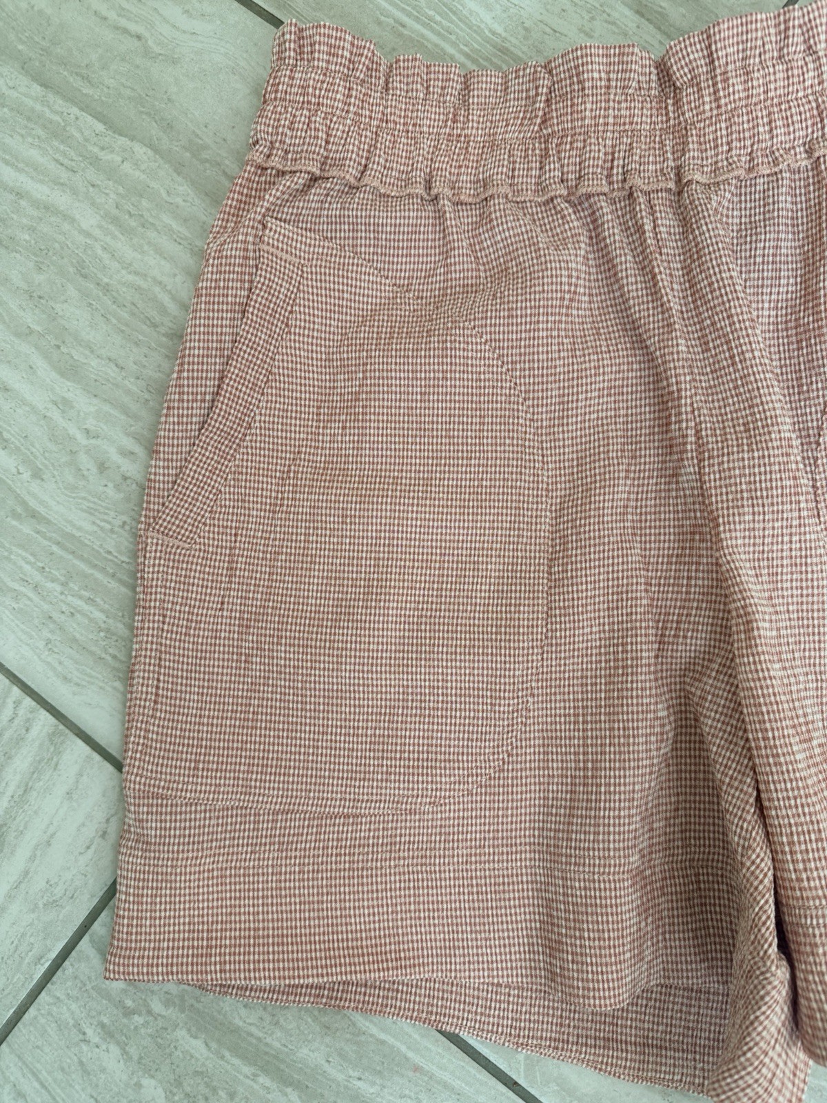 Democracy Gingham Seersucker Pull-On Shorts Elastic Waist Pockets S Pink/White