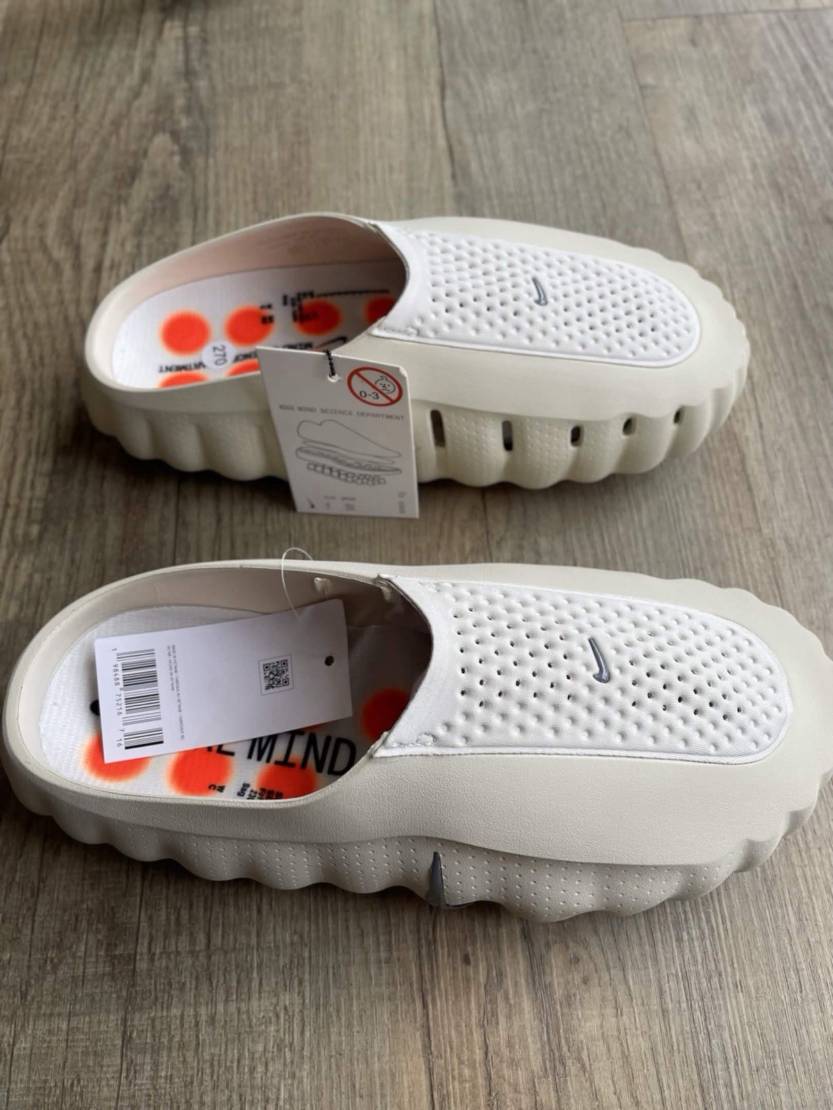 Nike Mind Slides Black/Orange