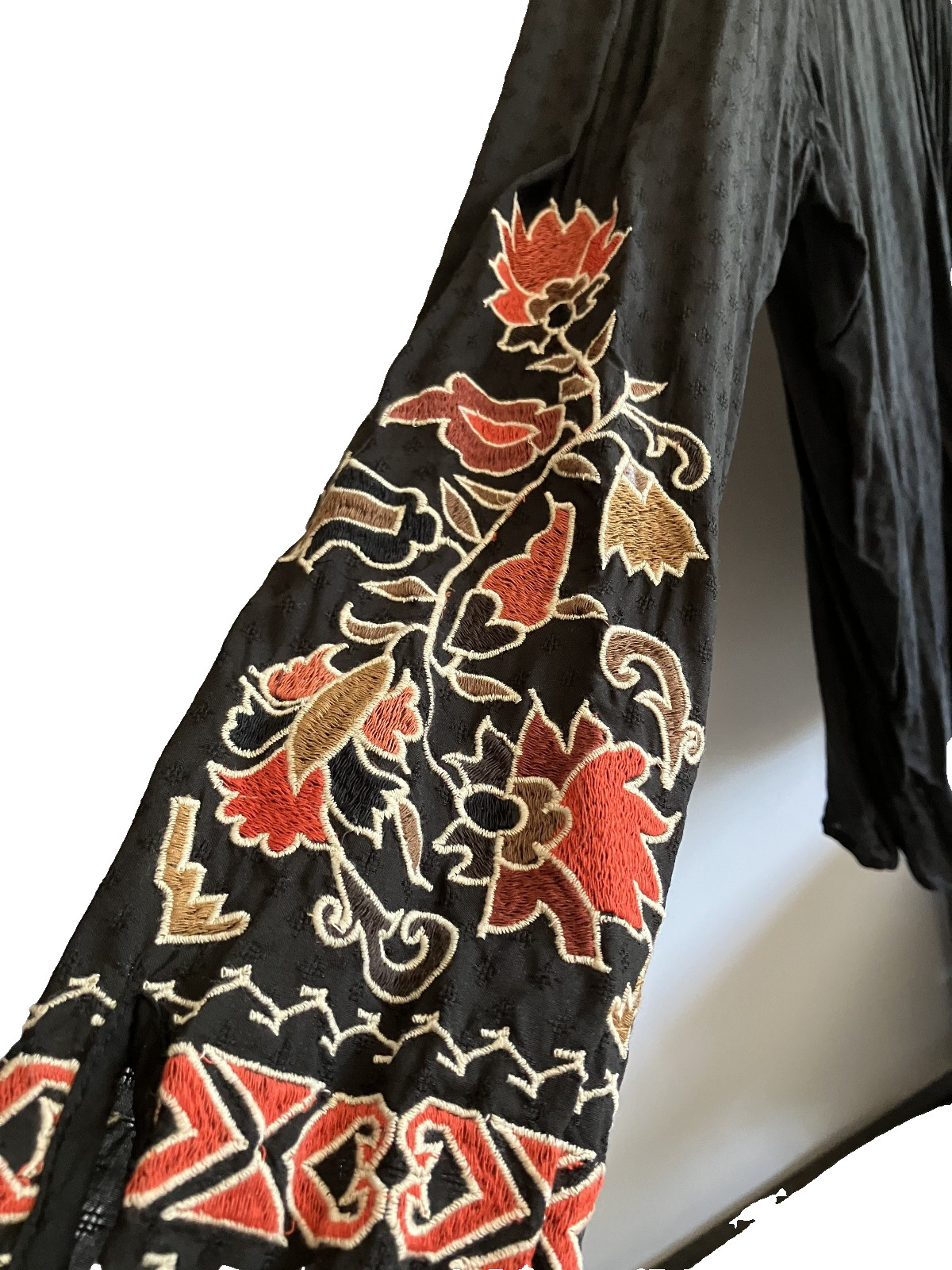 Double D Ranch Black Embroidered Ruffle Collar Top – Size 2X