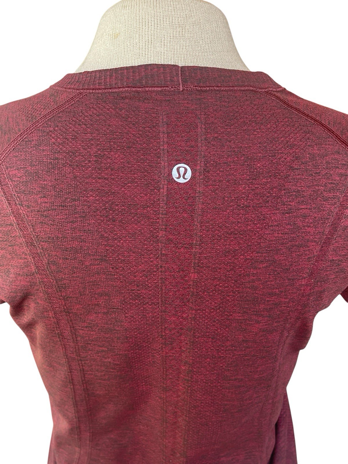 LULULEMON Swiftly Tech 2.0 Womens 10 Deep Rouge Short Sleeve Athletic Shirt EUC