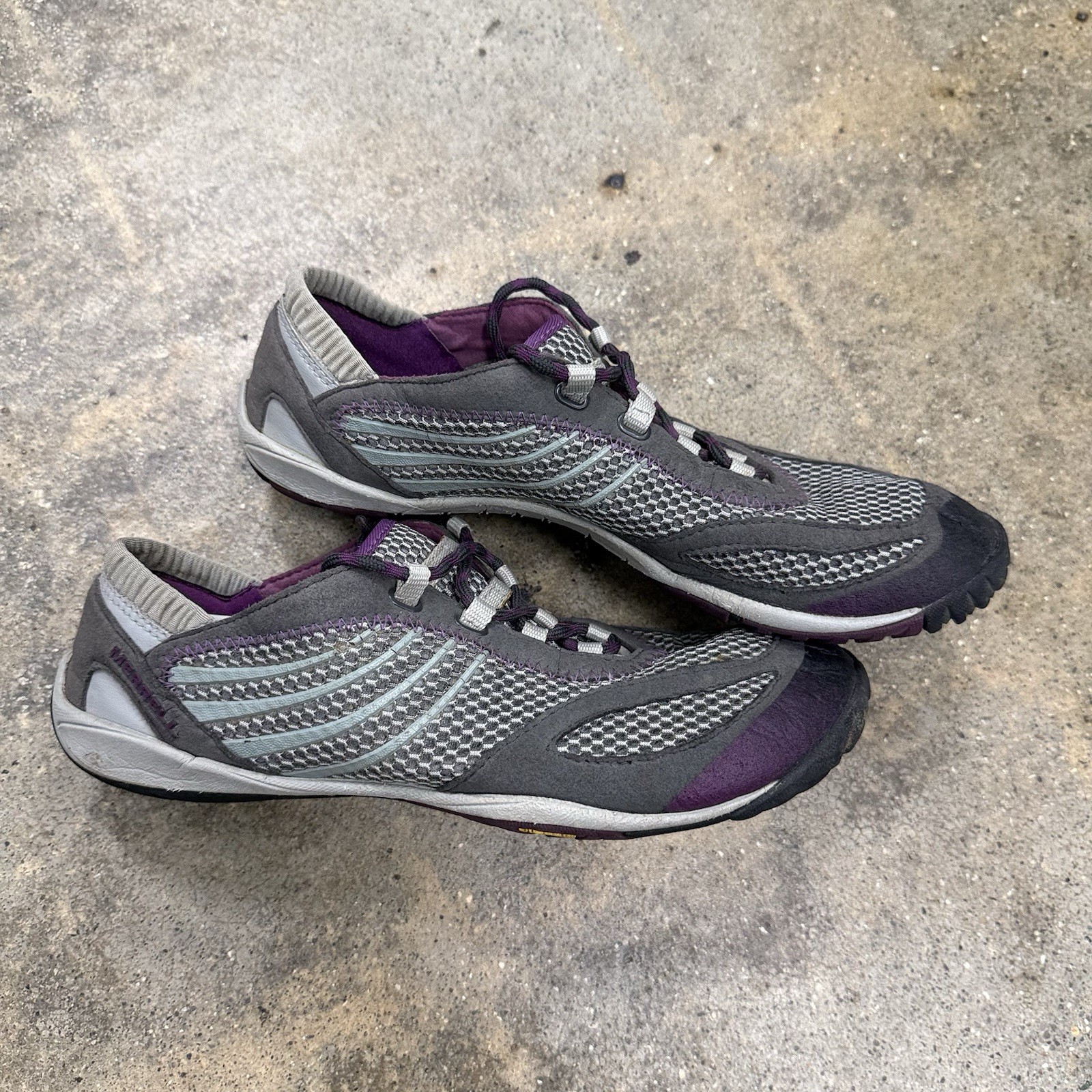 Merrell Pace Glove Dark Shadow Outdoor Hiking Shoe Womens 7.5 J68376 Gray Purple