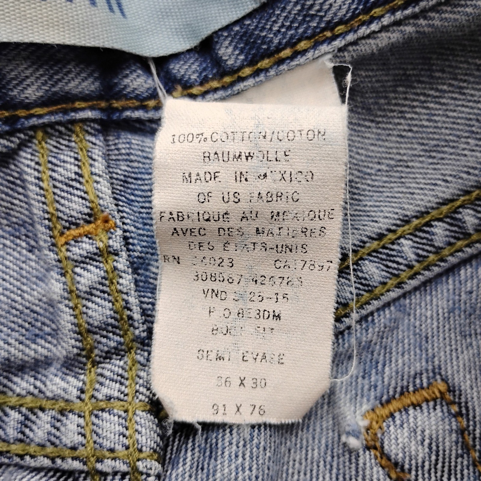 Gap Vintage Mens Bootcut Jeans Medium Wash Denim 36×30 Distressed