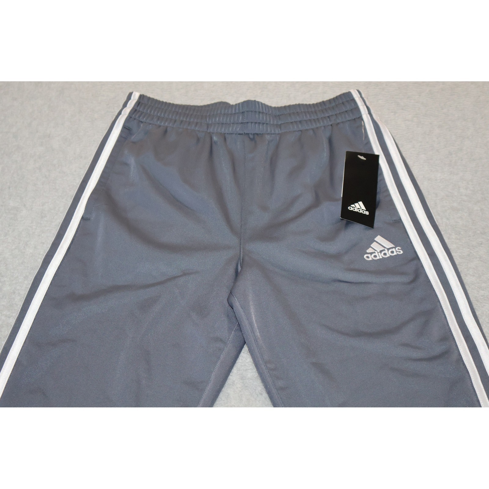 Adidas Gym Pants Boys Medium (10/12) Dark Grey 3-Stripe Joggers NEW TAGS