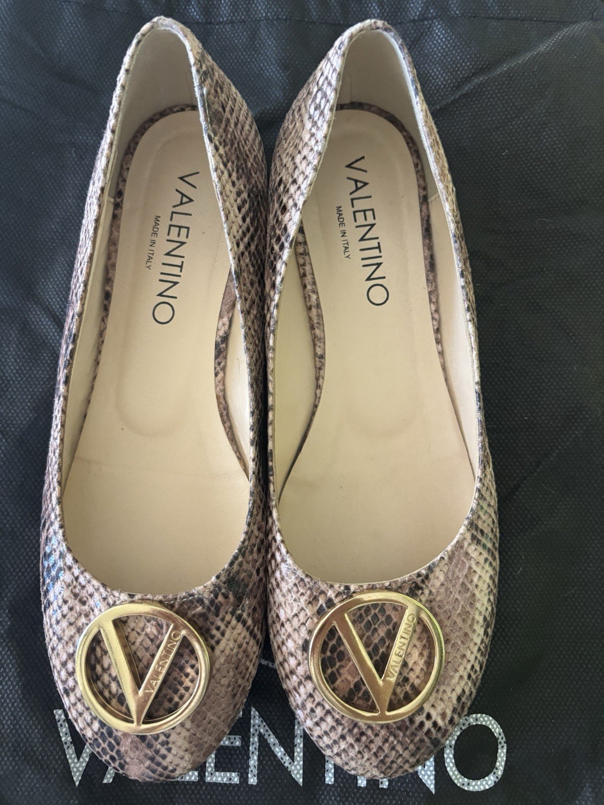 Authentic Valentino Garavani VLogo Snakeskin Print Leather Ballet Flats – Size 8