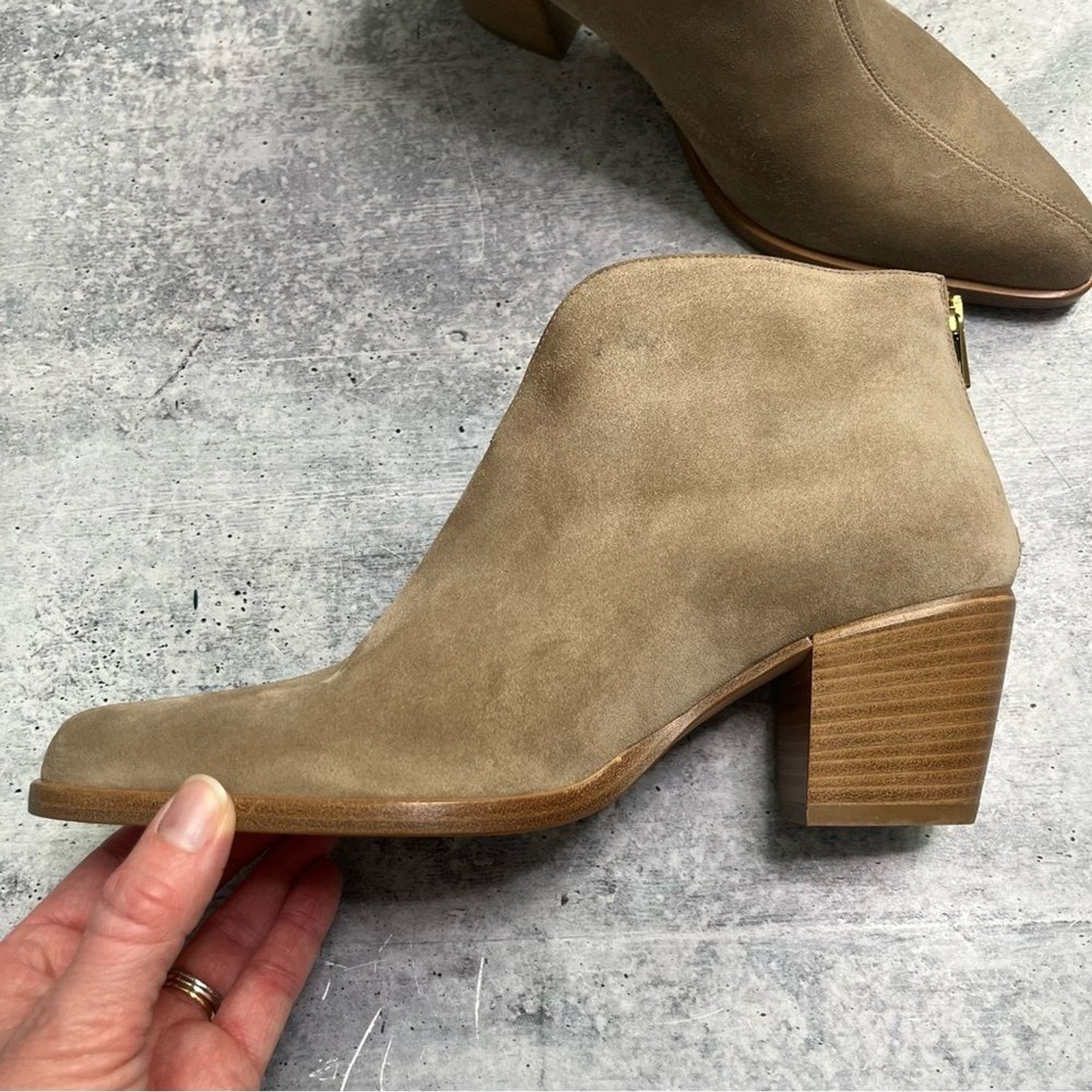 Vince Havana Light Tan Notched Suede Booties 8