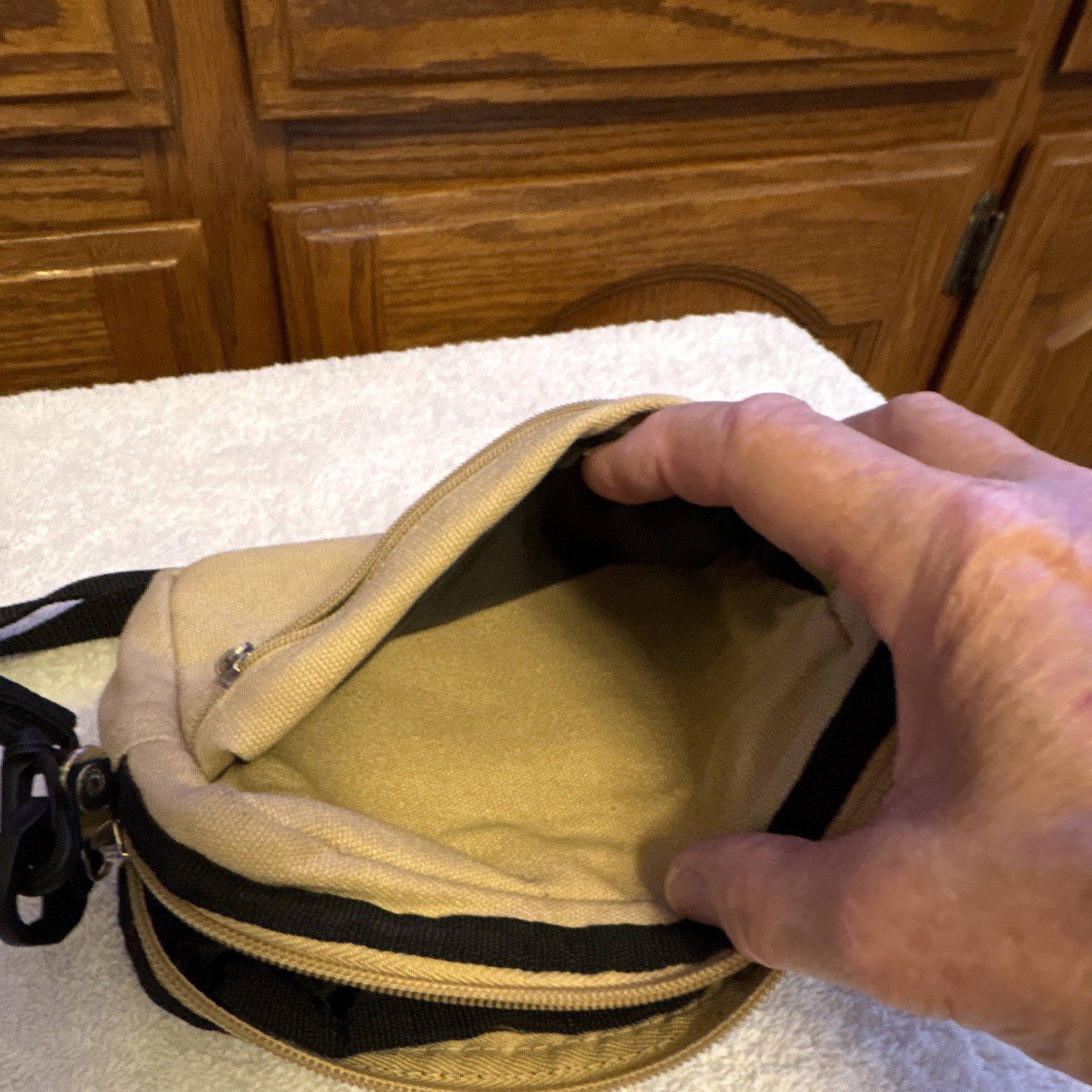 Moksha Small Beige/Black Crossbody Bag Zip Closure w/ Adjustable Strap