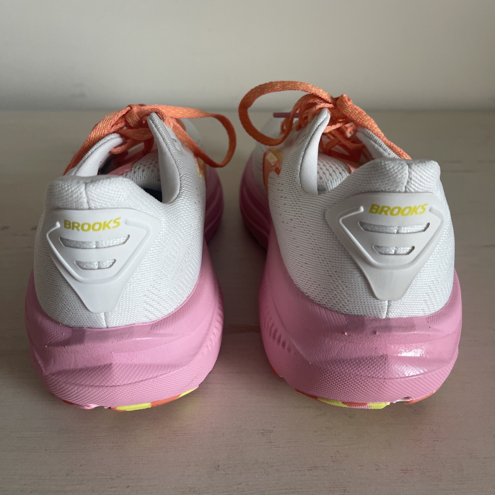 Brooks Women’s Ghost 17 Two Color Schemes to Pick From Each $95 Brand New!