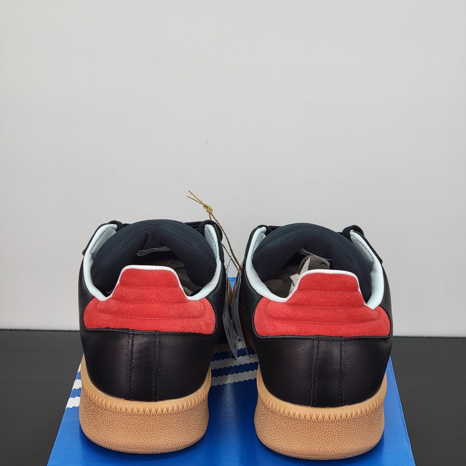 Adidas Samba XLG Men’s Size 10 Athletic Shoes Black Red Soccer Sneakers