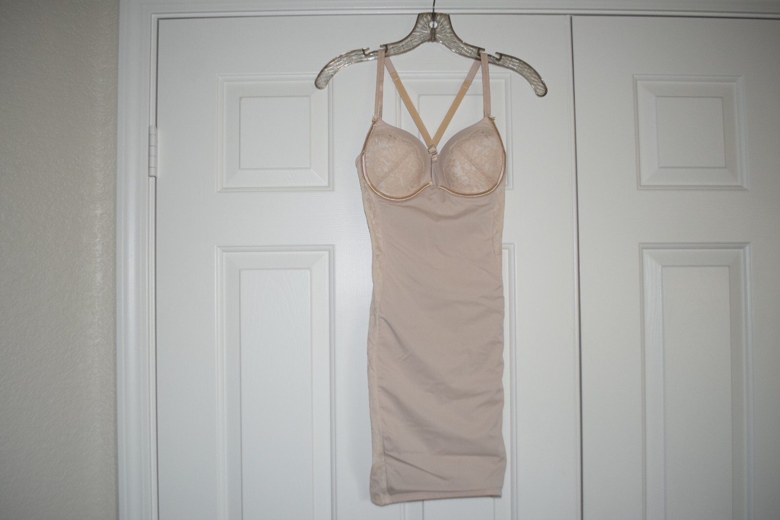 Women’s Size 34B Maidenform Nude Corset Dress Lace Trim Adjustable Straps & Back
