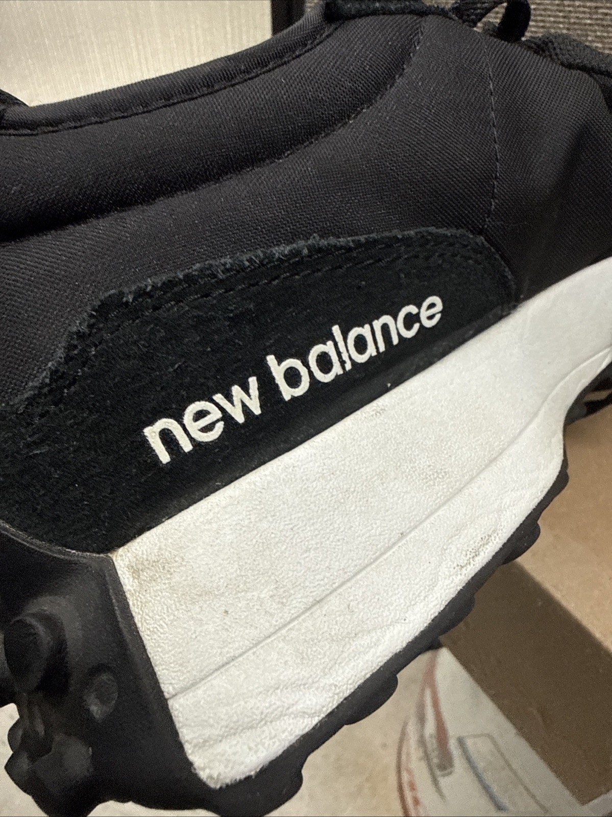 New Balance 327 Black White Suede Nylon Mens 12D Sneakers Athletic Sneakers