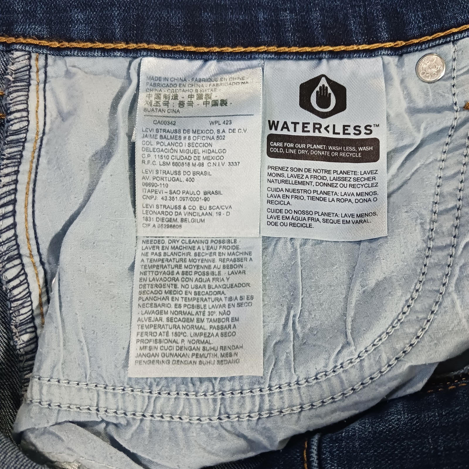 Levi’s Boyfriend Men’s Blue Cotton Blend Denim Jeans Size W30 L27 Fits (32×27)