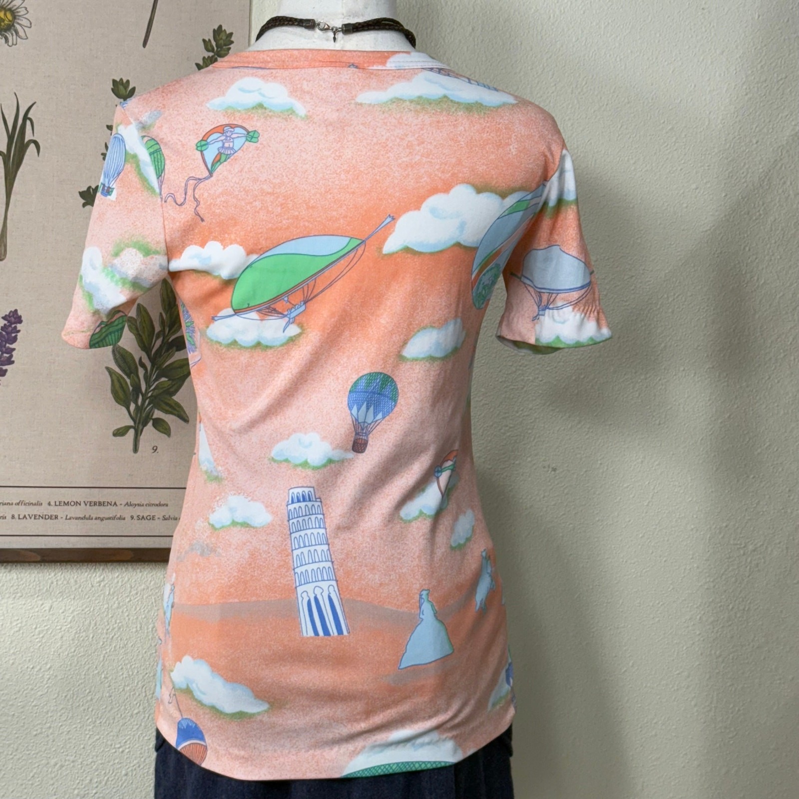Vintage 70s Hot Air Balloon Clouds Sun Novelty Print Top Retro Mod Whimsical M